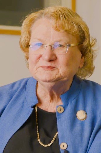 Lisa Middleton │ Louie Comella REEL HUMANS Interview with Mayor of Palm Springs Lisa Middleton in Palm Springs ● www.reelhumans.com ● www-IVOXplus-com ●