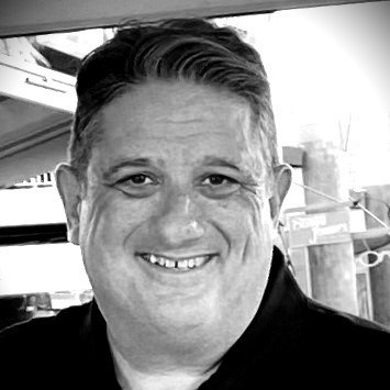 Fred Bell │ Louie Comella REEL HUMANS Interview with Fred Bell, in Coachella Valley Cathedral City California ● www.reelhumans.com ● www-IVOXplus-com ●