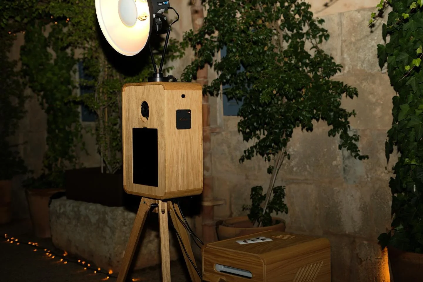 Our Deia PhotoBooth, made from sustainable oak, is designed to complement Mallorca&rsquo;s breathtaking venues. It&rsquo;s the perfect addition to your wedding, adding charm without distraction. 

To find out more or to check availability send us a d