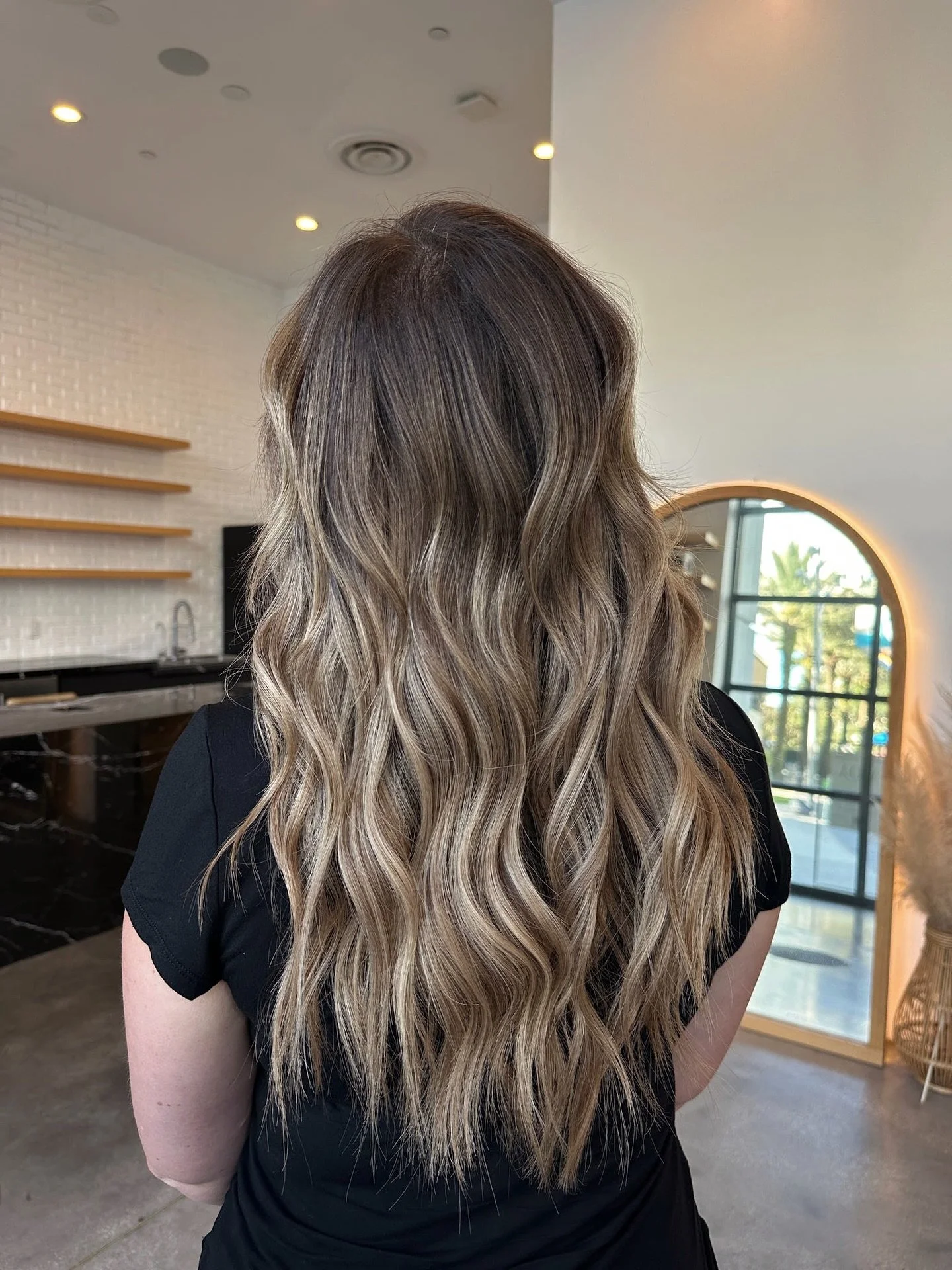 swipe to see her secret&hellip; 

hair extensions by @keelydoeshair