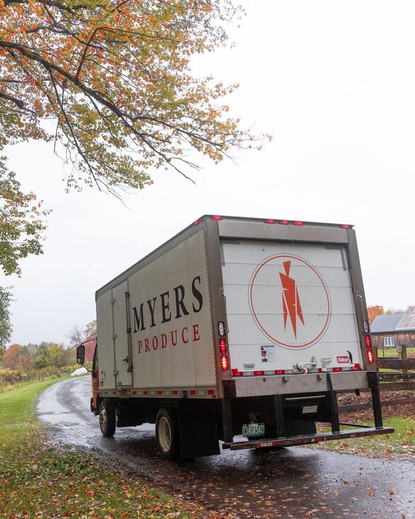 Last chance for pre-Thanksgiving orders! Stock up on essential produce, guest gifts, and centerpieces! We have the classics (turkey legs, thighs, breasts, and more) as well as Cornish game hens and whole chickens from @reedfarmpoultry for smaller gat