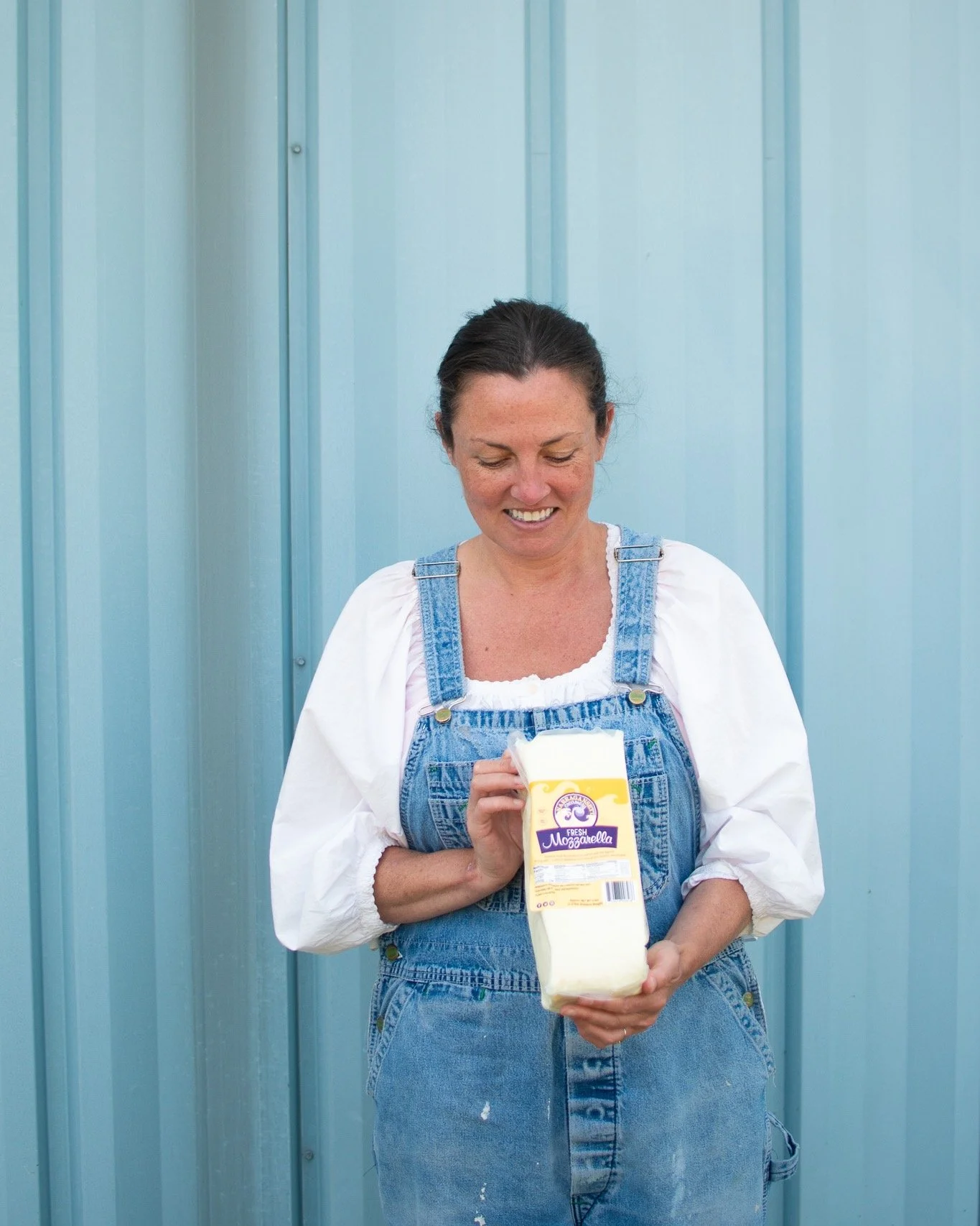 Whether you&rsquo;re writing up a menu or planning something big... we can keep up. Here are a few favorites on our list that deserve a double take: 🫧 Kegs of @savouremtlvt (yes, actual kegs), 🥟 Food-service @meimeidumplings (200 pieces = problem s