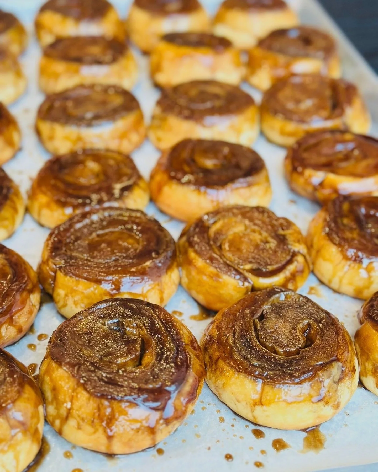 New in: @haymakerbuns brioche cinnamon buns! These famous Vermont-mad buns are now available in frozen four-packs that you can bake fresh in about 10 minutes, perfect for brunch, dessert cases, or caf&eacute; menus ✨ Ask us for samples! Haymaker's Ch