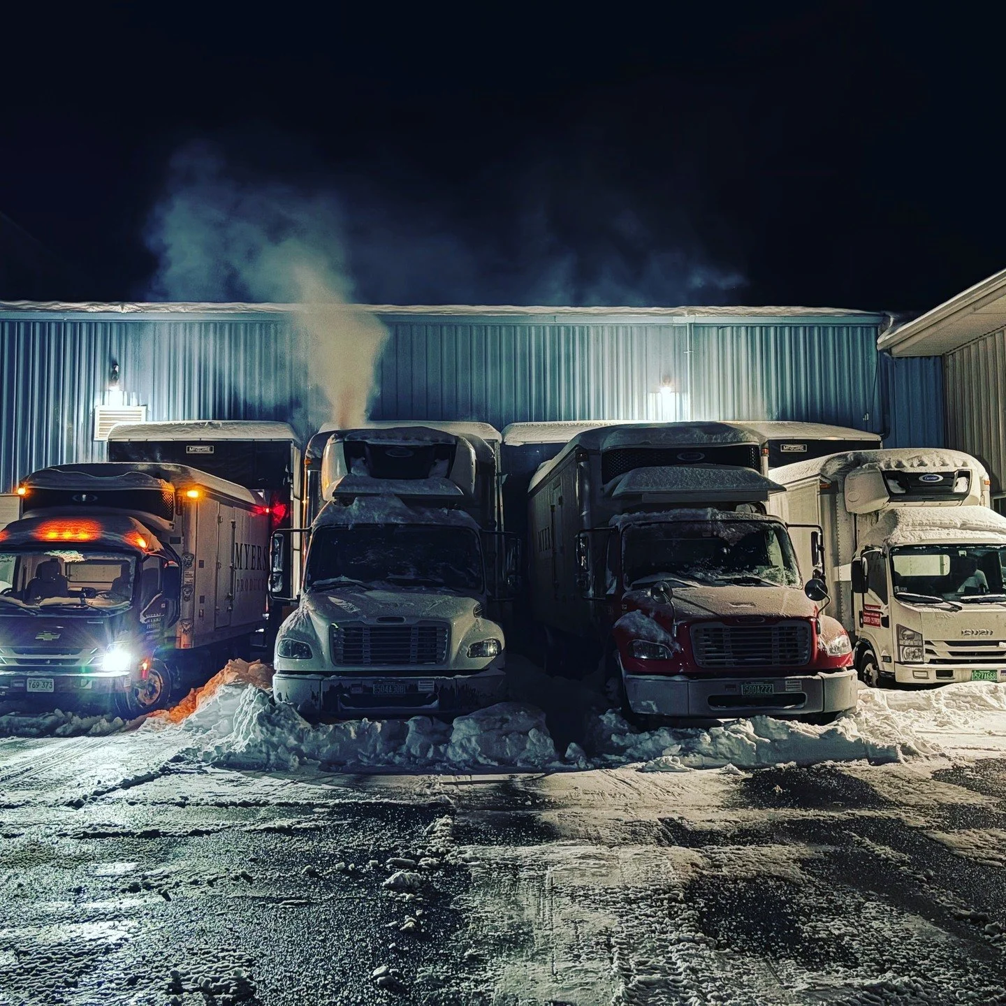 ALL of our trucks are back on the road this morning! Shout out to our Ops Team for keeping our systems running like clockwork despite 30" snow out here and single digit temps at night! @rook_rue was here at our docks shoveling away at 7:30pm las