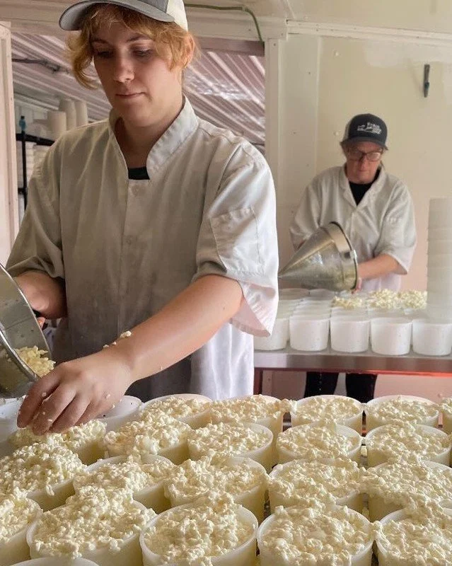 March deal of the month: Blue Ledge Farm&rsquo;s flavored ch&egrave;vres! 🐐 A perfect welcome to Spring... which is coming... we think. And have you noticed their new packaging? The fresh ch&egrave;vre now comes in medallions that use a whopping 75%