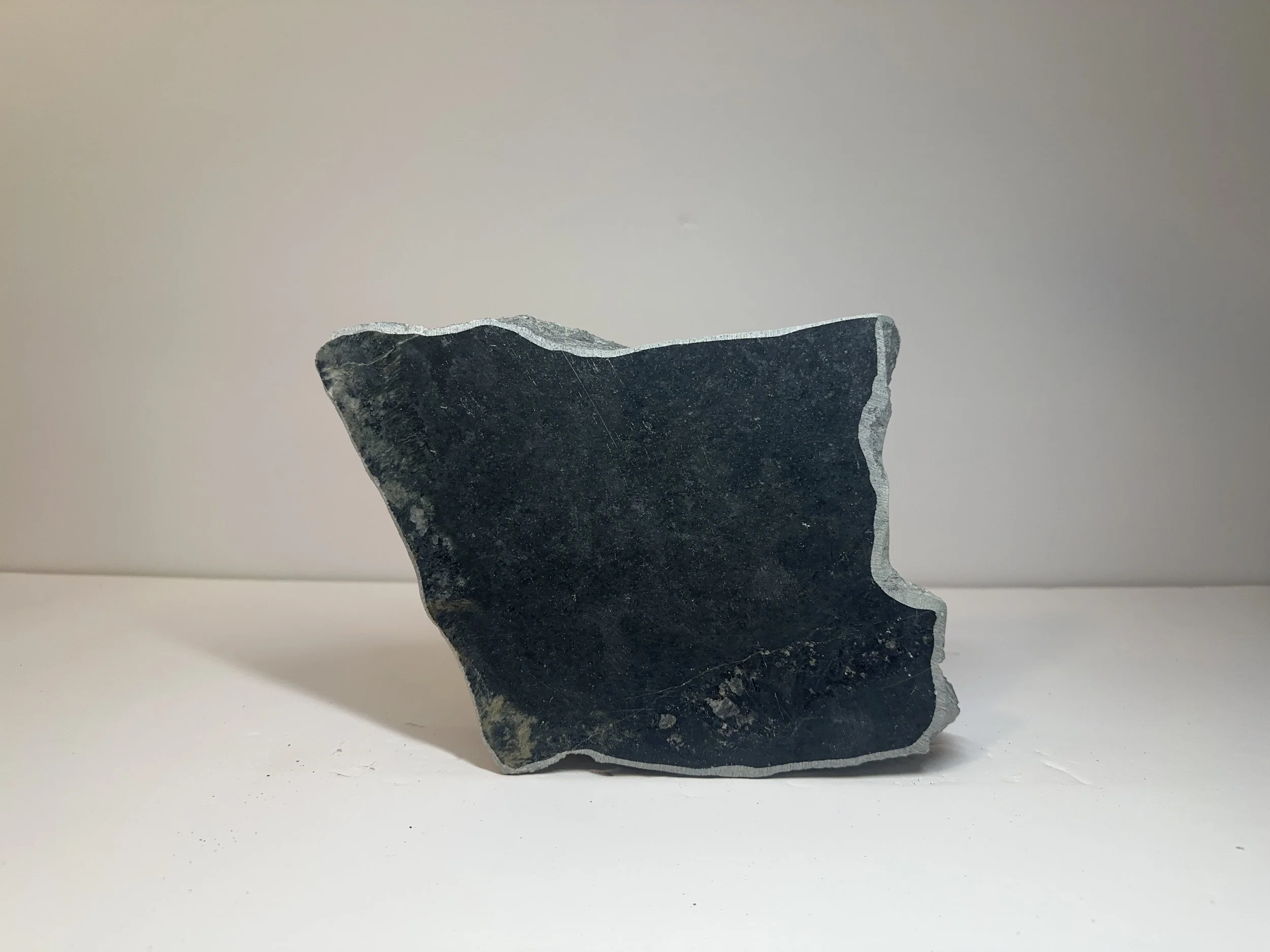 Mini Marine Black Phyllite