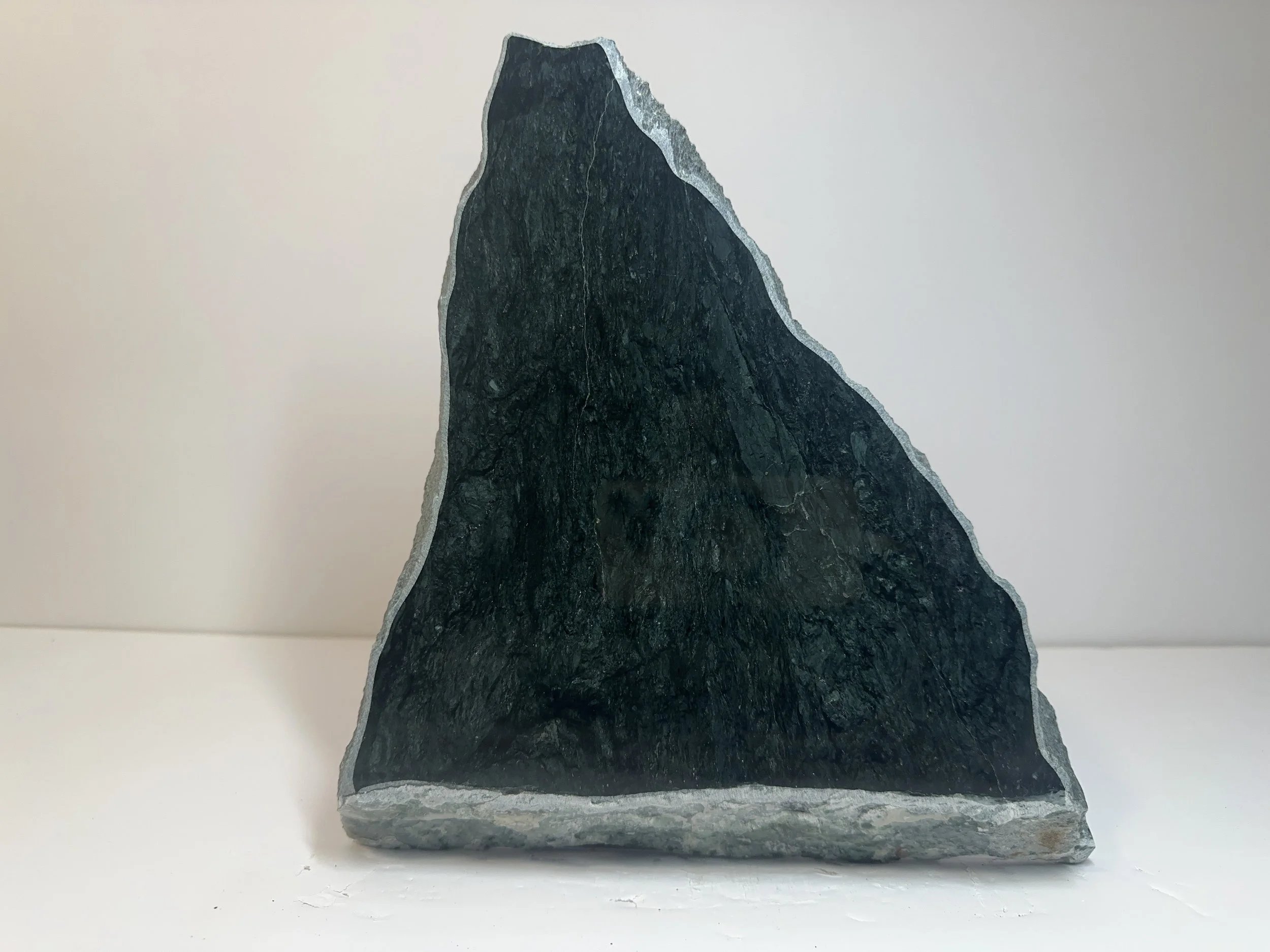 Small Vermont Verde Antique Serpentine