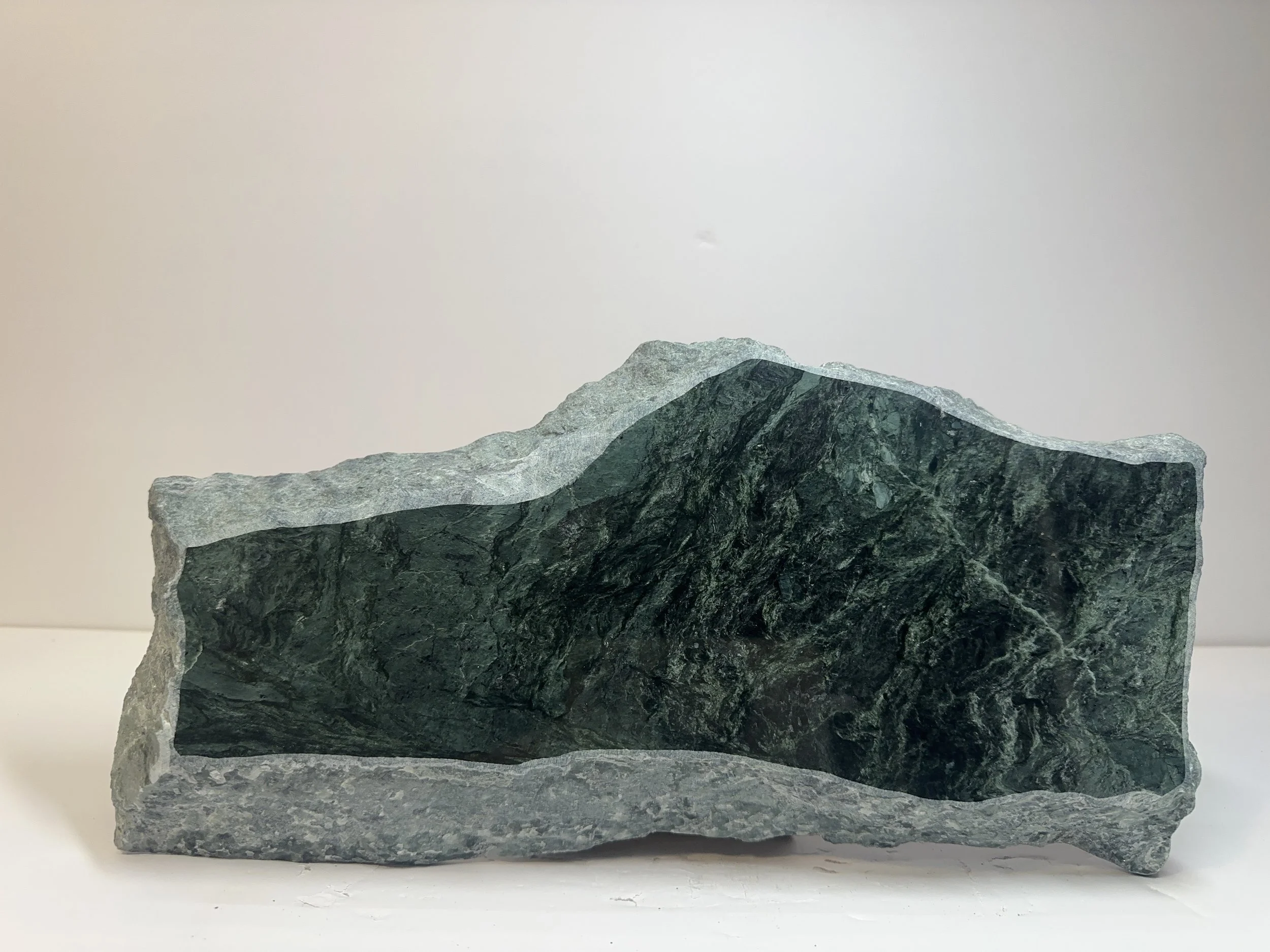 Small Vermont Verde Antique Serpentine