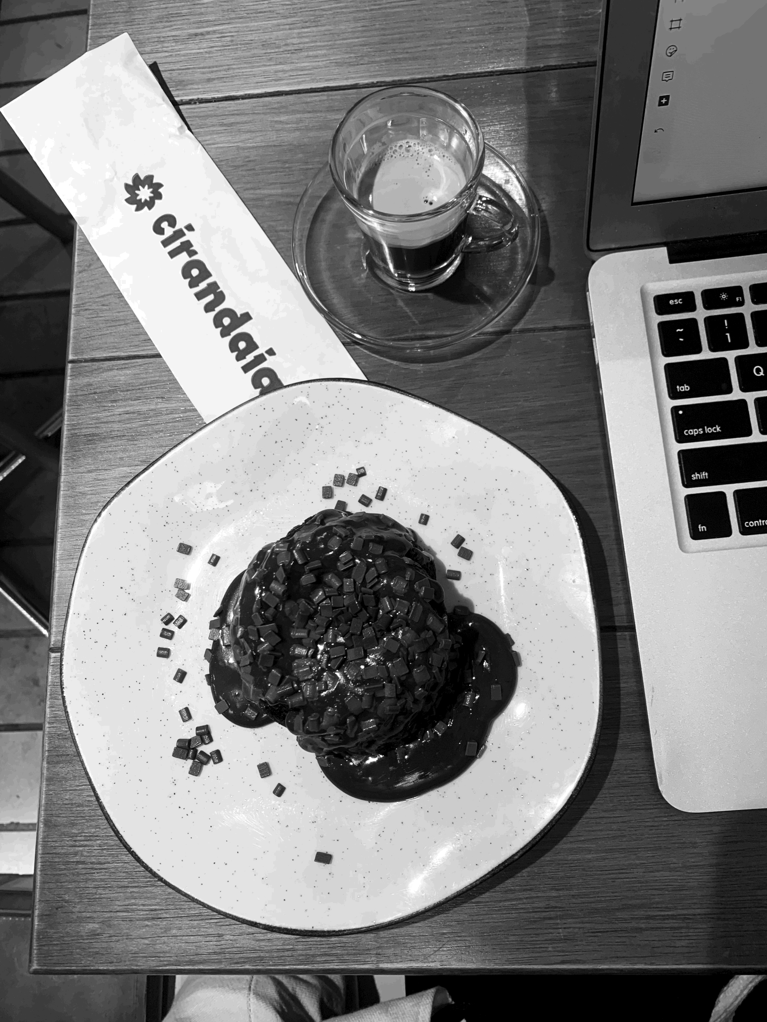 é do caos que viemos e é do caos que sairemos