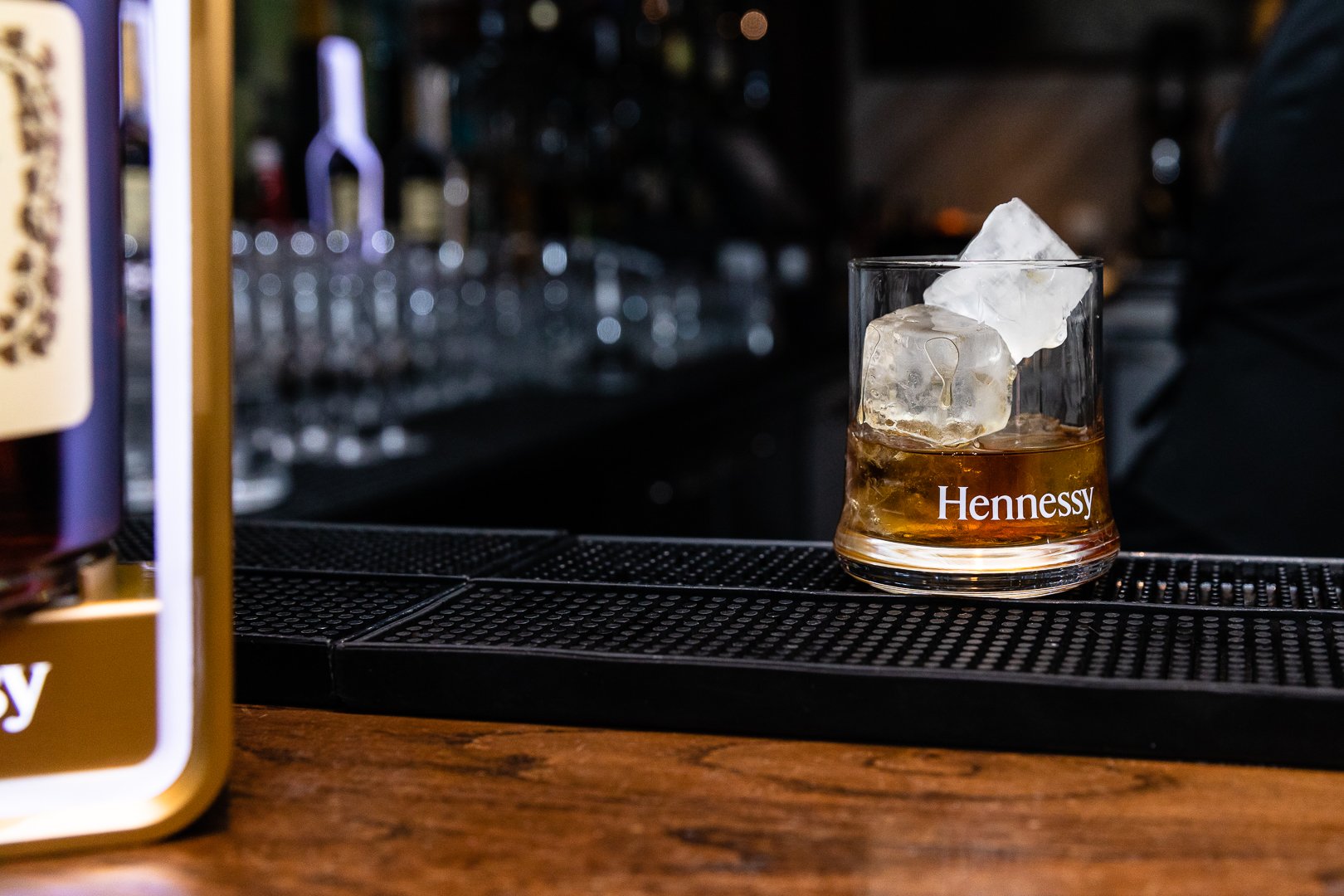 HCLUB_HENNESSY_EJ_THACKERY_BLUELABEATS_131219LoRes-7829.jpg