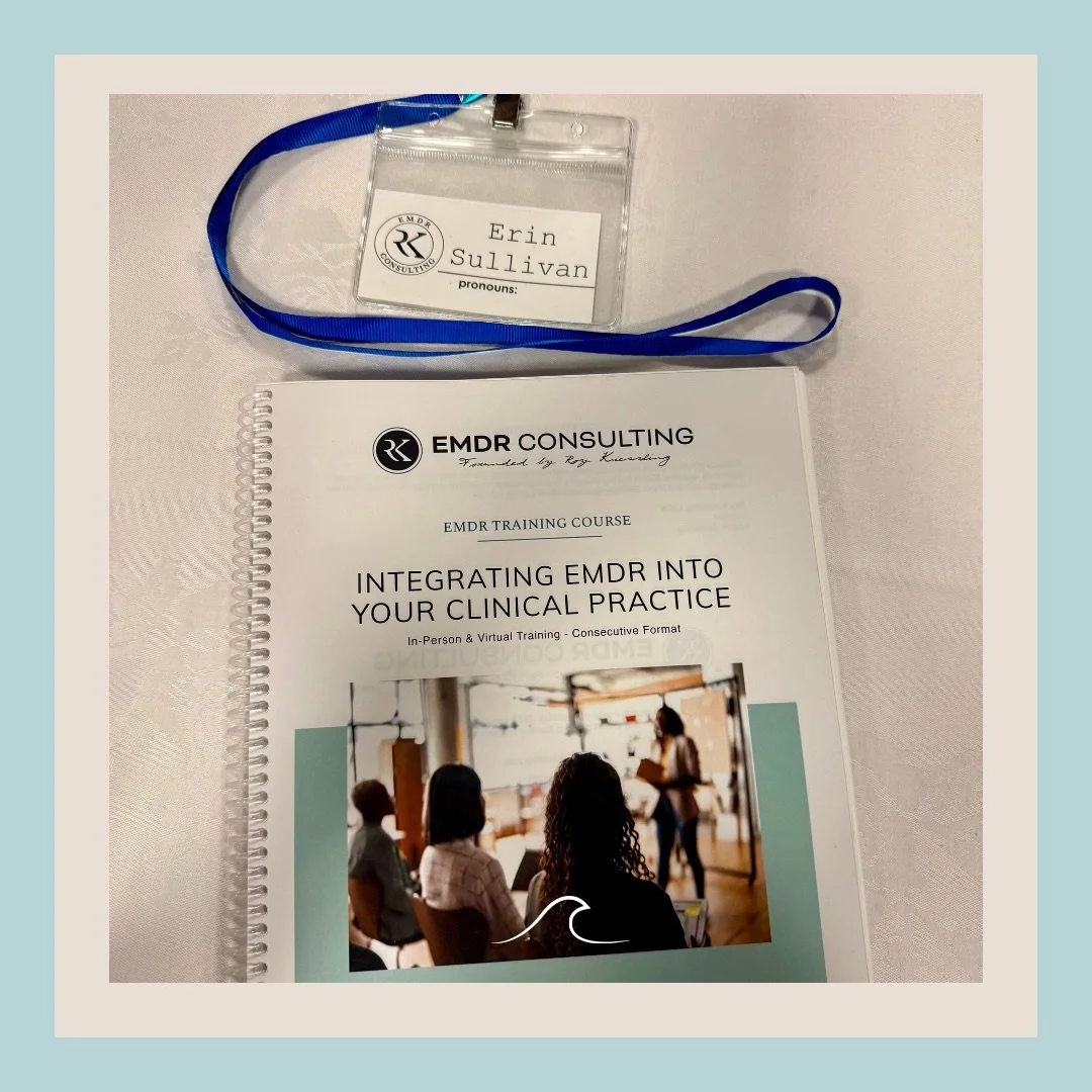 In January I completed the 5-day intensive in person EMDR training &amp; I am so excited to now offer EMDR therapy to my clients! 🛋️✨

This is something I&rsquo;ve dreamed of doing from the moment I started my masters - being on the client side of t