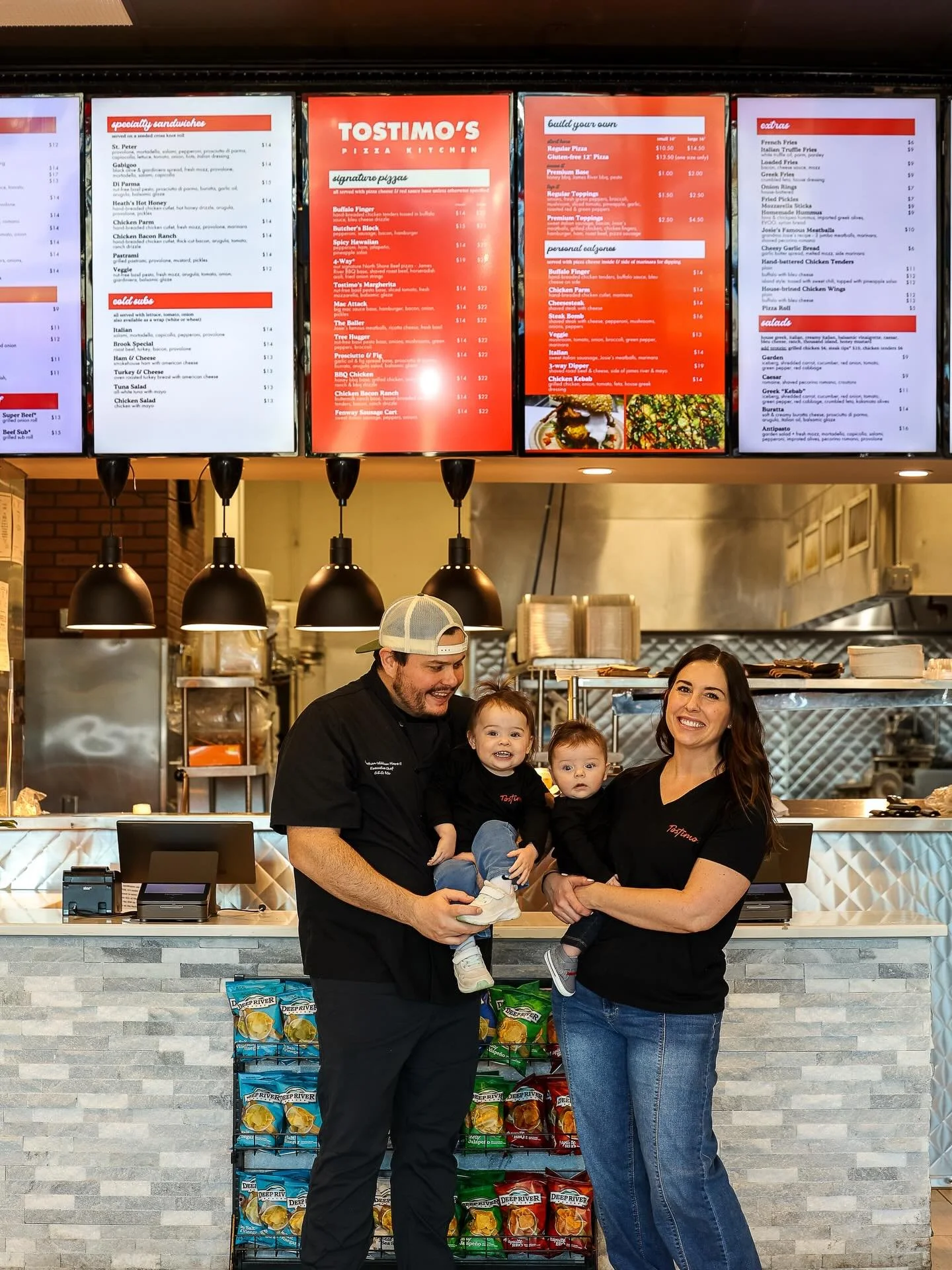 1K followers 🤯 what?? appreciate every one of you.

If you&rsquo;re new here&mdash;hi. We&rsquo;re Arielle + Jon, the ones behind Tostimos (Seabrook + Portsmouth).

Jon&rsquo;s a classically trained chef, North Shore raised&mdash;aka he doesn&rsquo;