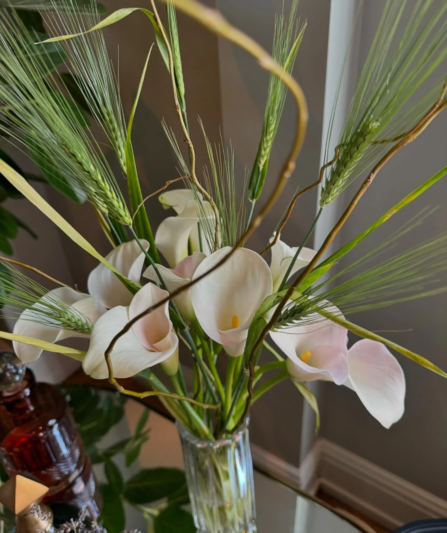 Calla Lily lovelies, wheat 🌾 and willow