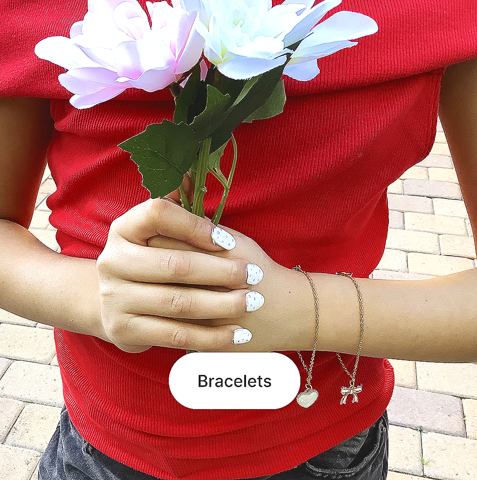 BRACELETS.png