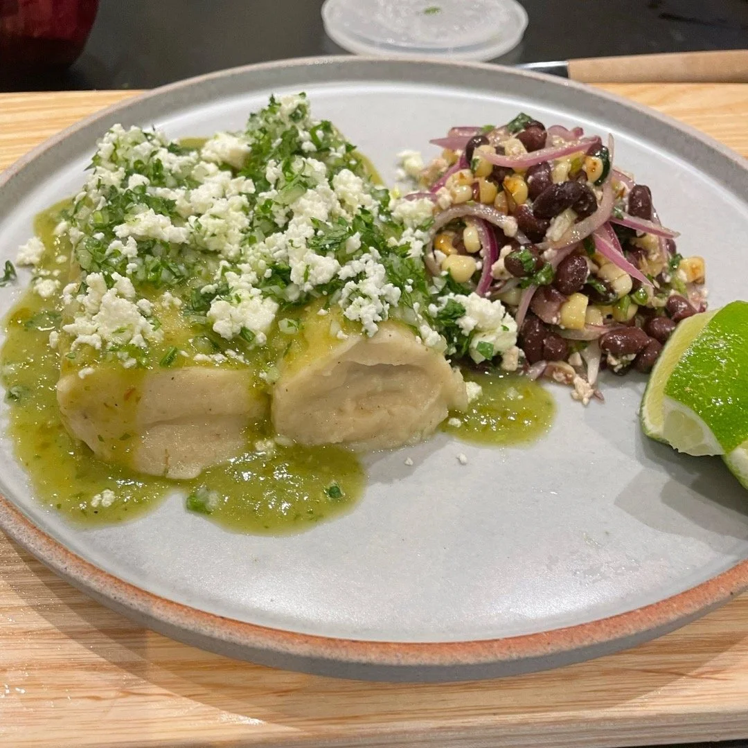 Chile verde tamales 🇲🇽 

Freshly steamed tamales are roughly 100x better than the ones held in a steamer all day at restaurants