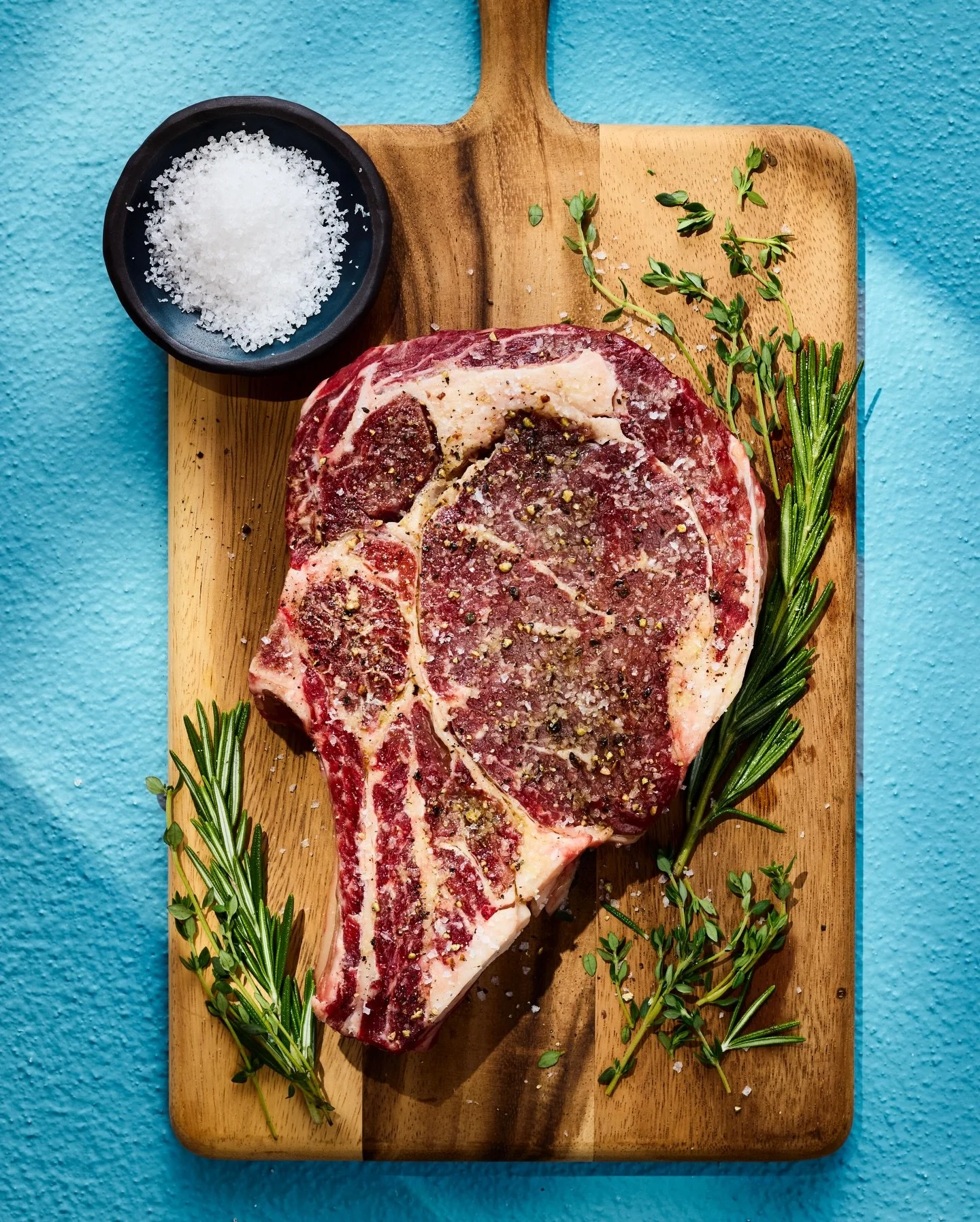 Put down the crazy blends. When the cut is right, salt does the rest. 🤌🏼

Langesalt.com

📸 : @protazio 
👨🏻&zwj;🍳 : @tourblvd 

#chefapproved #salt #flakesalt #langesaltco