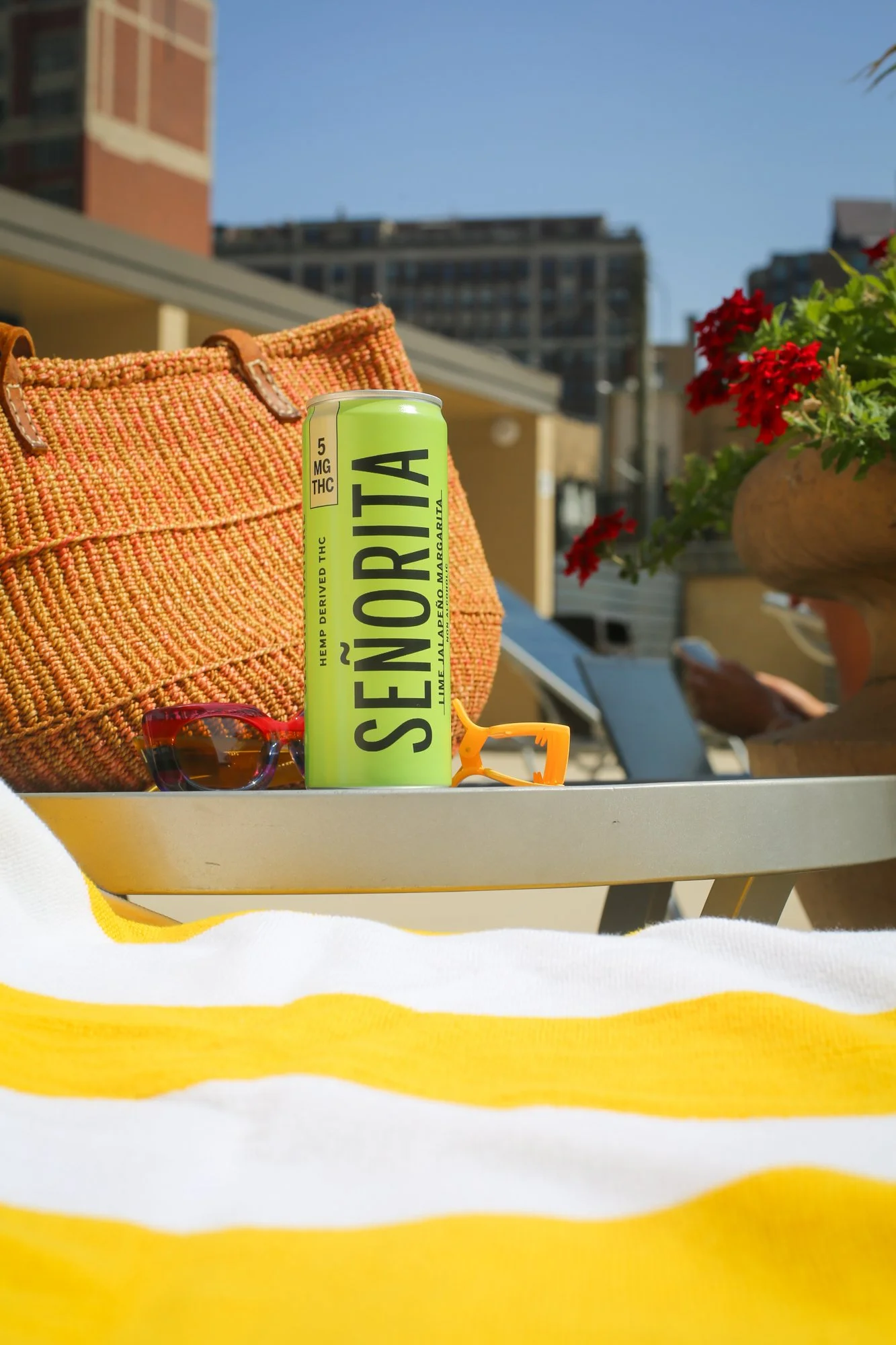 Senorita Pool Shoot July-03.jpg