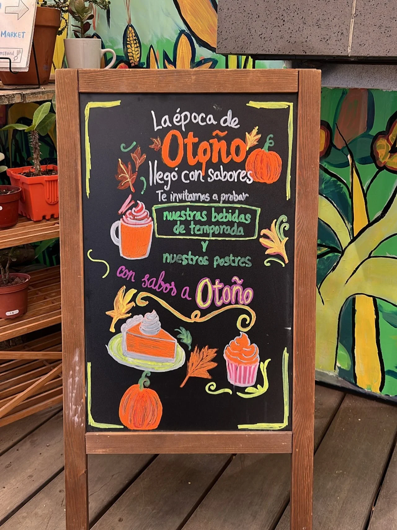 ☕️Check out La Milpa Cafe&rsquo;s seasonal menu! It&rsquo;s almost time for fall 🍂🍂