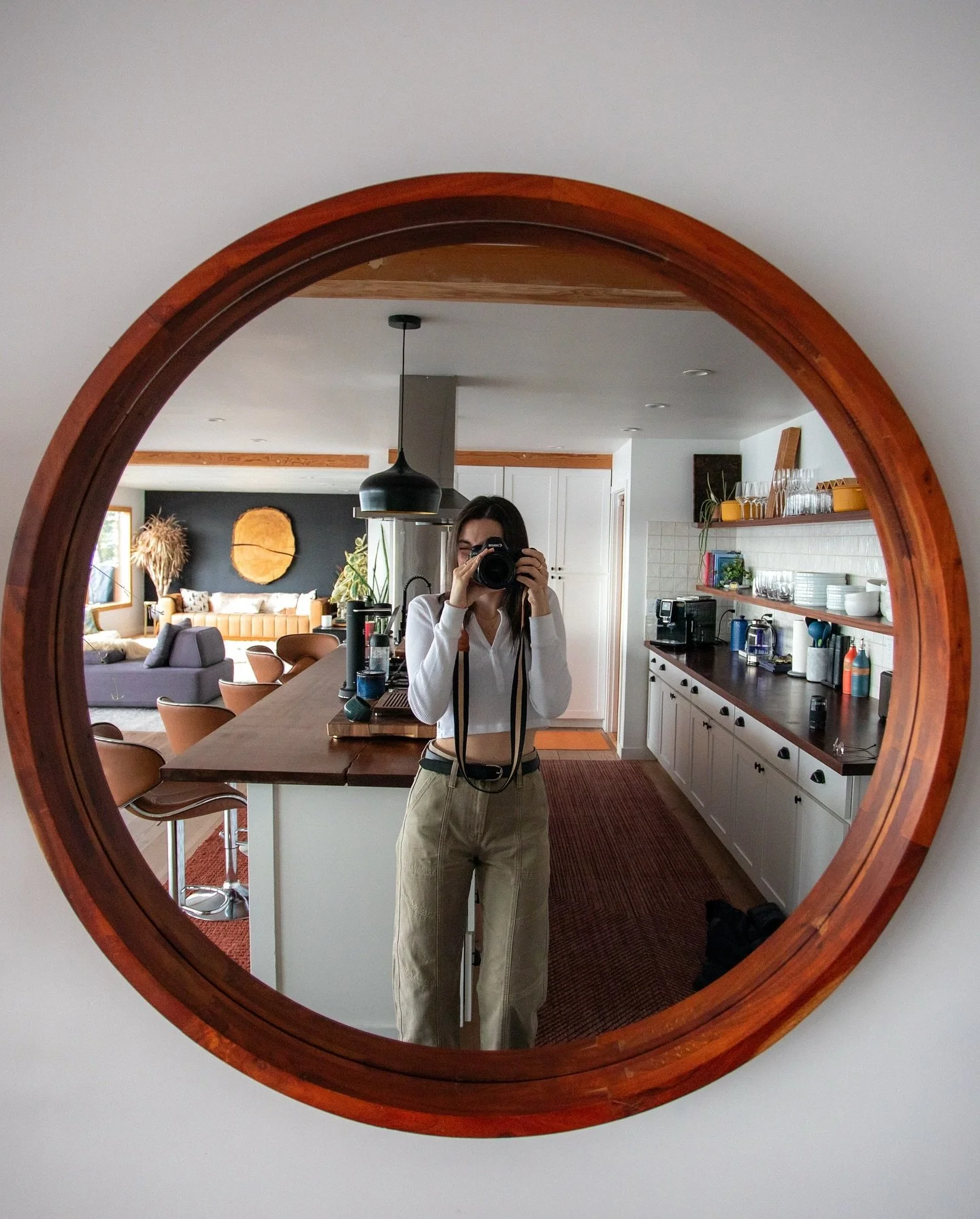 A truly perfect stay @saltwoodbluff.

I feel grateful to get to experience places like this one. Not only is the design of this house amazing, it has a beautiful tile hot tub, multiple rain showers and the most incredible view. 
.
.
.
#airbnb #getawa