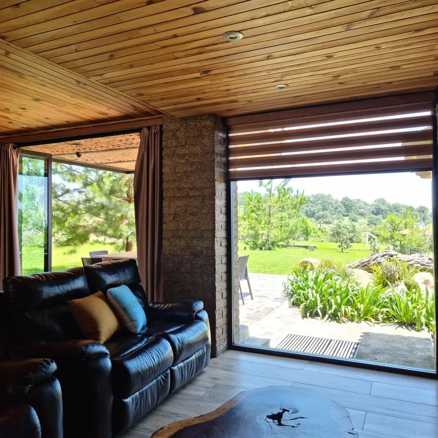 Caba&ntilde;a Los Patos 
Pinares Tapalpa 
#caba&ntilde;asconestilo
#caba&ntilde;ashermosas 
#caba&ntilde;asecologicas
#caba&ntilde;asrusticas
#caba&ntilde;astapalpa
#tapalpamagico
