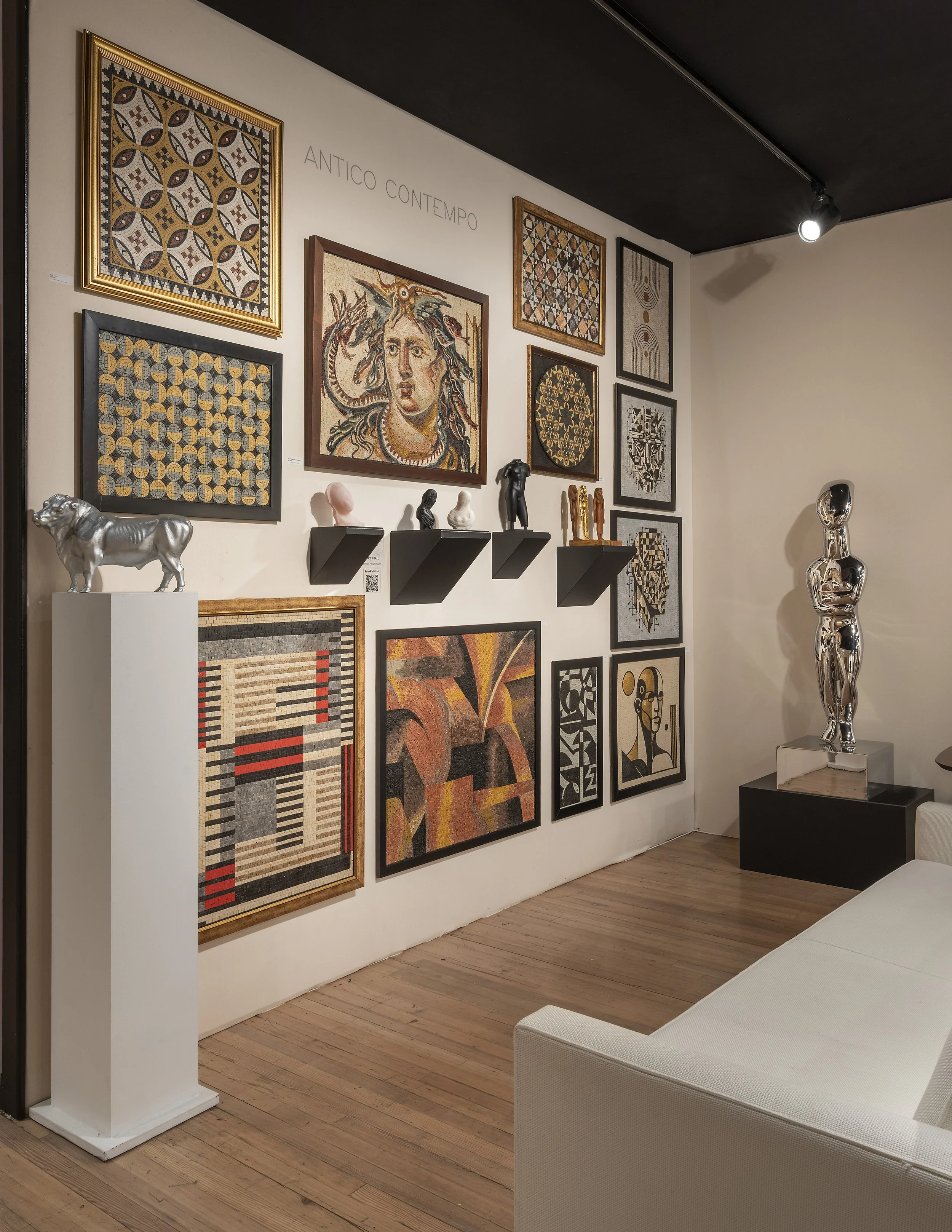 Antico Contempo at the SALON Art + Design Fair at the Park Avenue Armory, 2025.