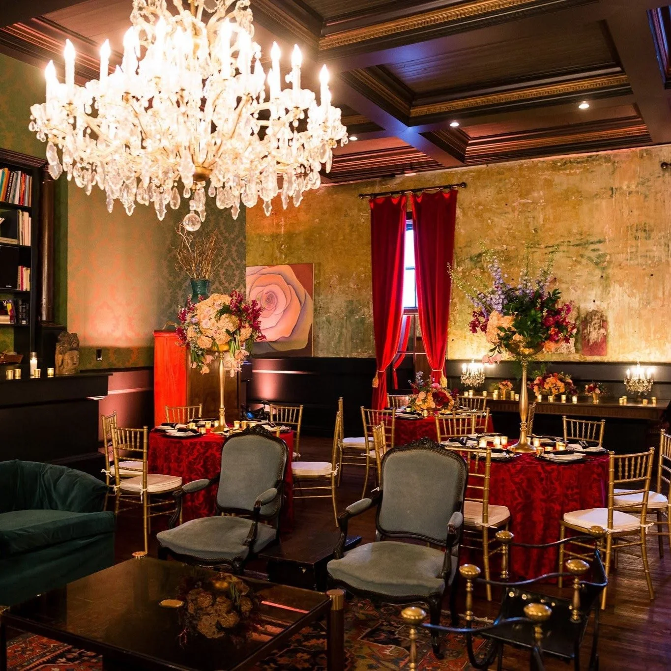Taking a little trip down memory lane to one of our favorite unique venues in Austin. 🤍

Palazzo Lavaca was truly one-of-a-kind&mdash;a beautiful space filled with character, charm, and so many opportunities to create unforgettable events. As event 