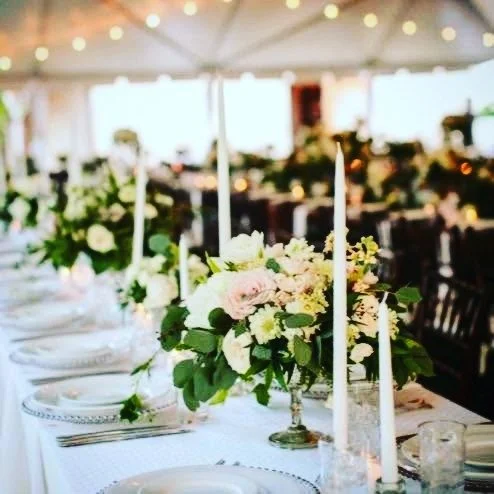 There&rsquo;s something timeless about an outdoor celebration filled with lush greenery, soft blush florals, crisp white linens, glowing candlelight, and the effortless elegance of a beautifully styled tablescape. Every detail comes together to creat