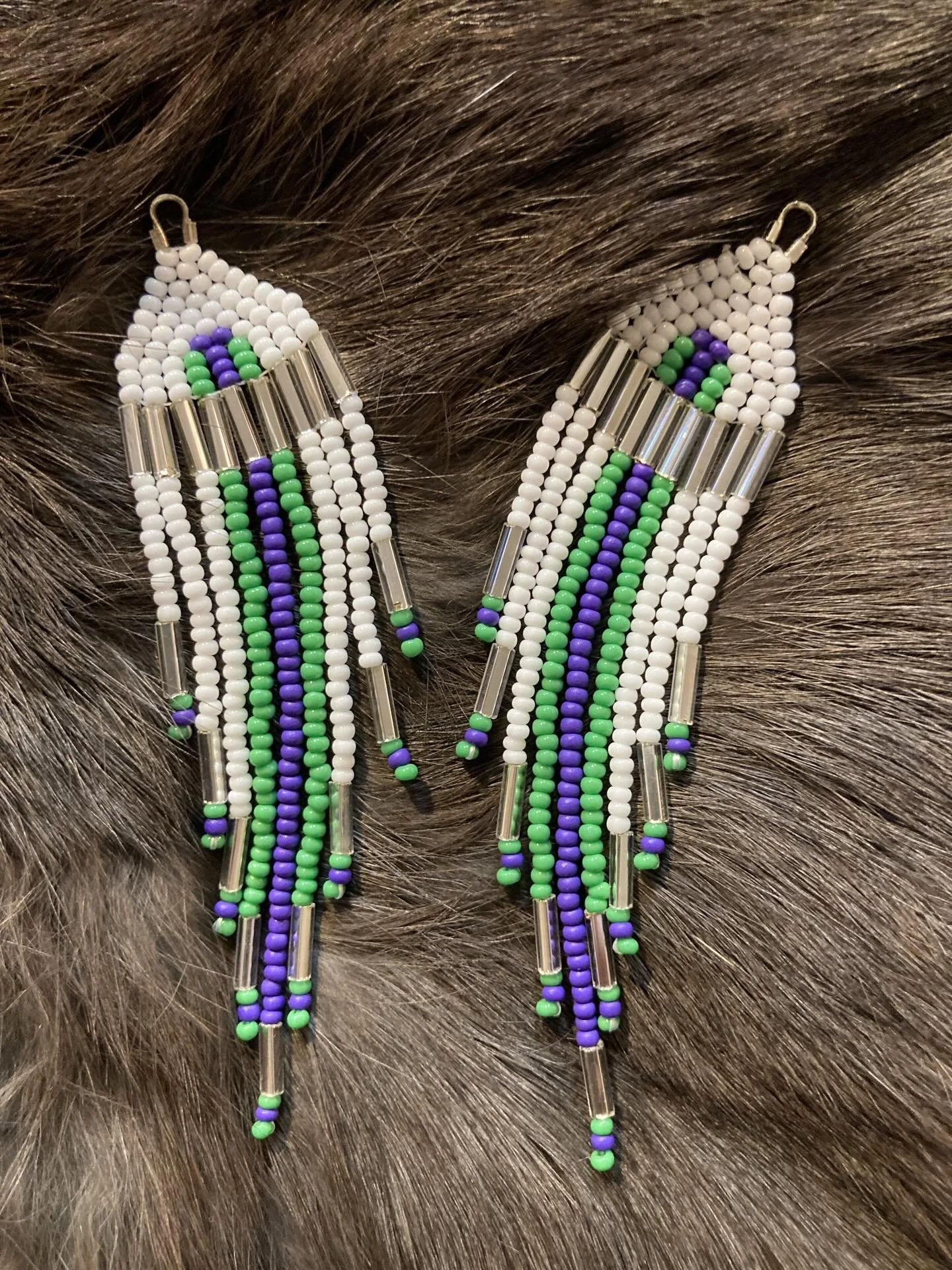 So apparently this is the age where you fall apart? My elbow has been hurting for weeks for no reason. And I hurt my hand last night in the most banal way. Like, really hurt it, can barely use it. Don&rsquo;t forget insomnia, my unwelcome friend! Gah