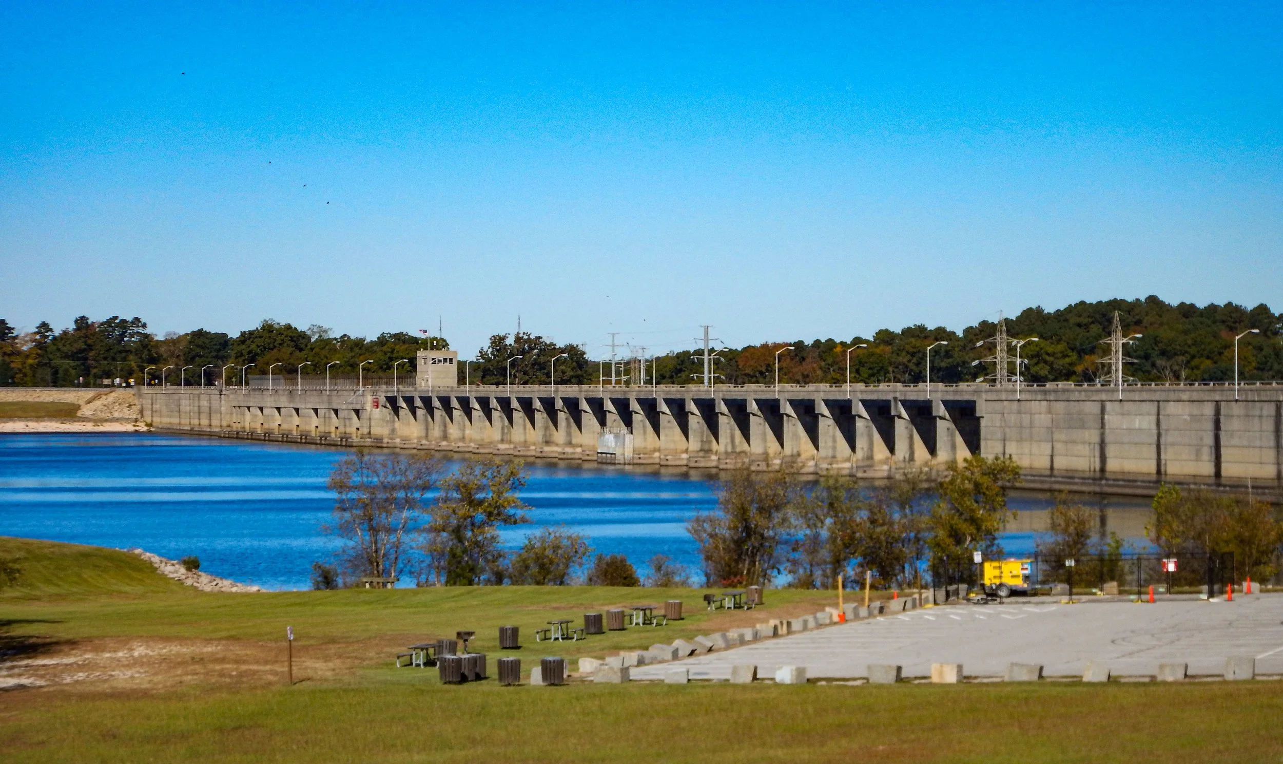 Kerr Dam hydroelectric facility