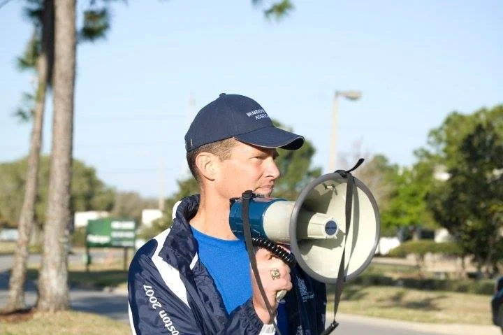 Swift with microphone.jpg