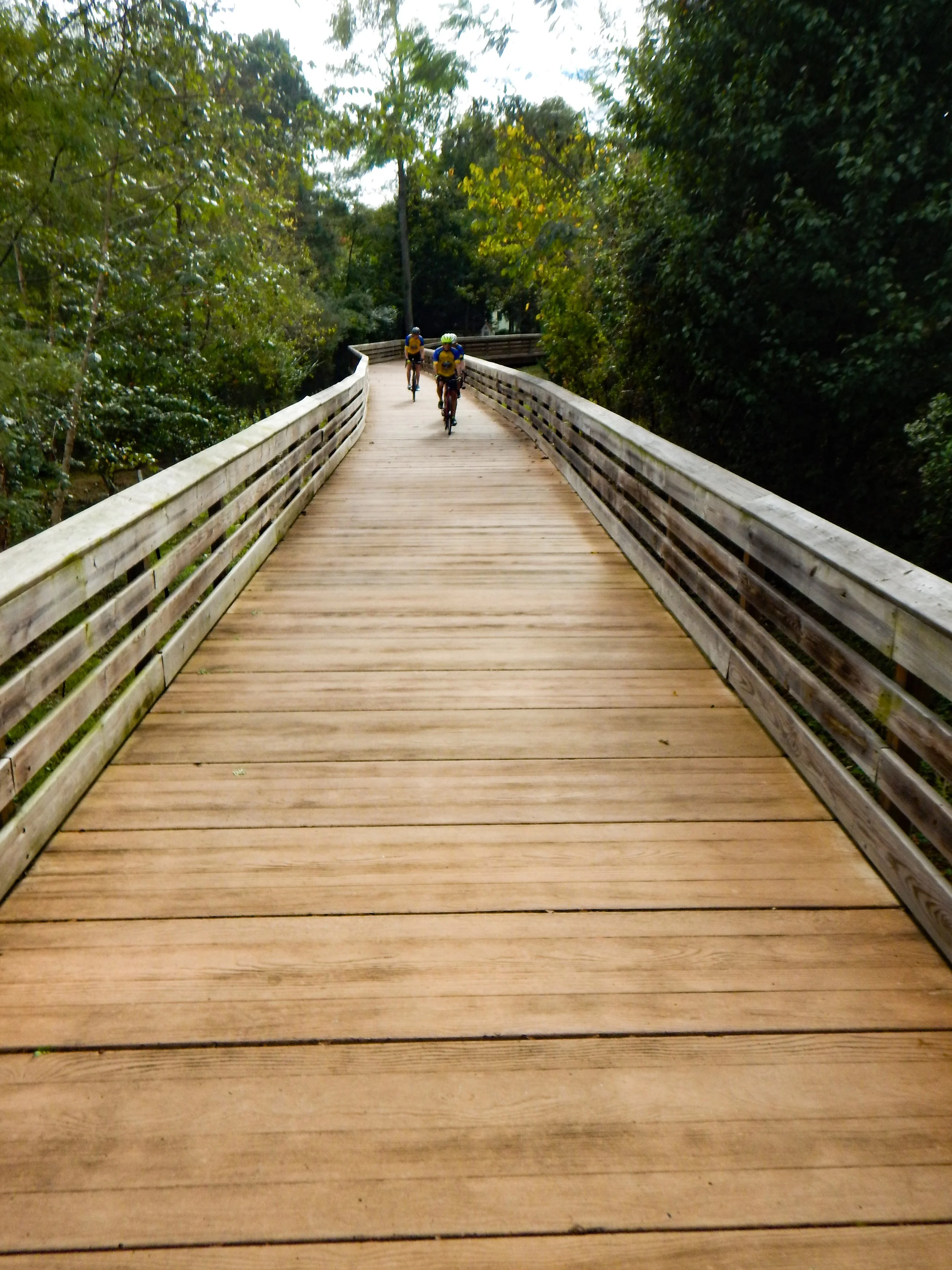 bike path elevated walkway