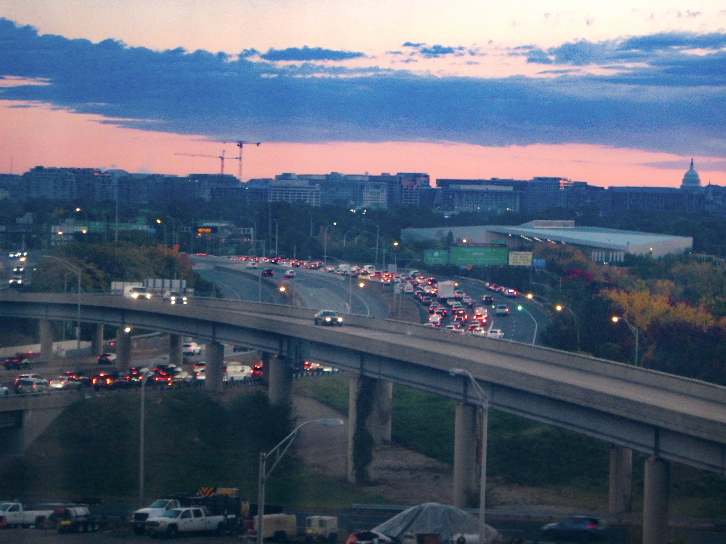 Dawn traffic on I-395 Shirley Highway