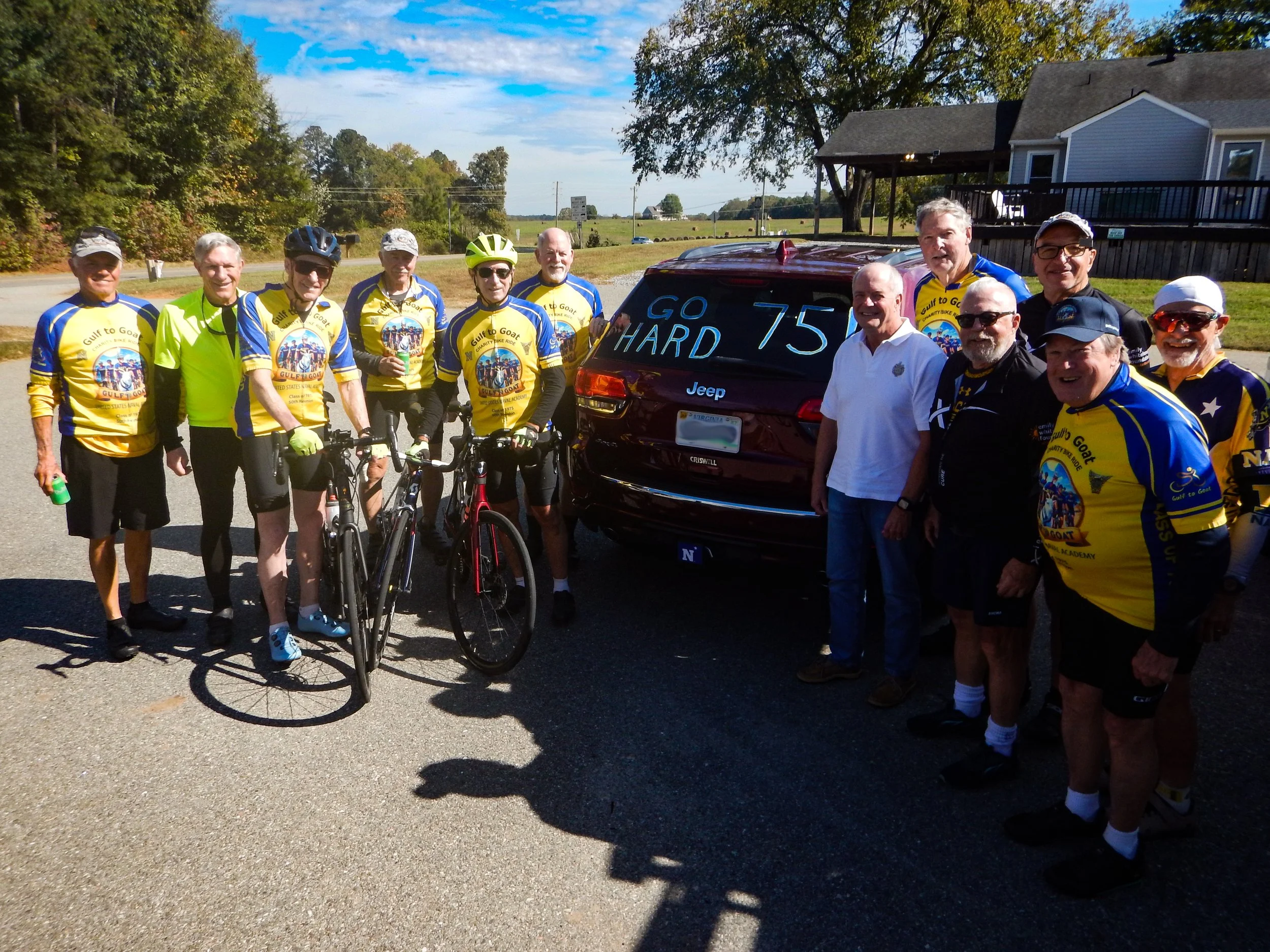 Class of '75 cyclists with Dave Pruitt
