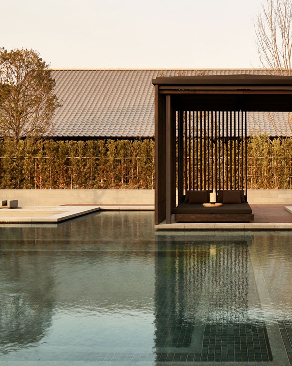 At @amanemu_resort, stillness is not an amenity, it&rsquo;s the architecture. Zen minimalism, natural materials, and private onsen rituals create a quiet rhythm for reflection, restoration, and restraint. A retreat where design steps back, and clarit