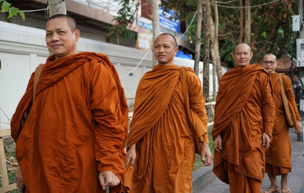 Monks in Chiang Mai Thailand.jpg