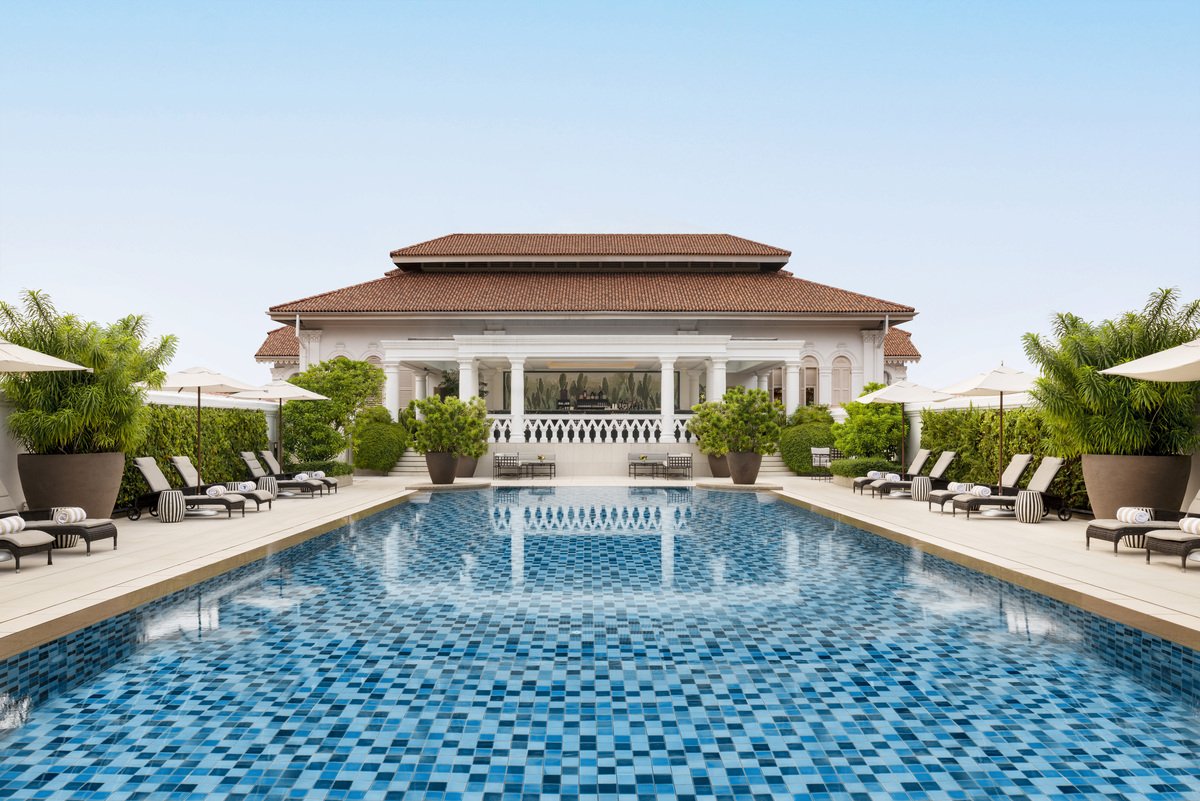 Raffles Singapore Swimming Pool