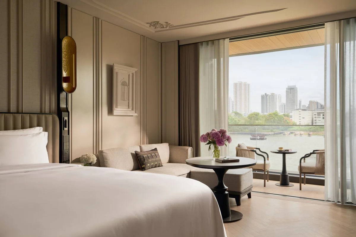THE LANGHAM BANGKOK Deluxe River View Balcony