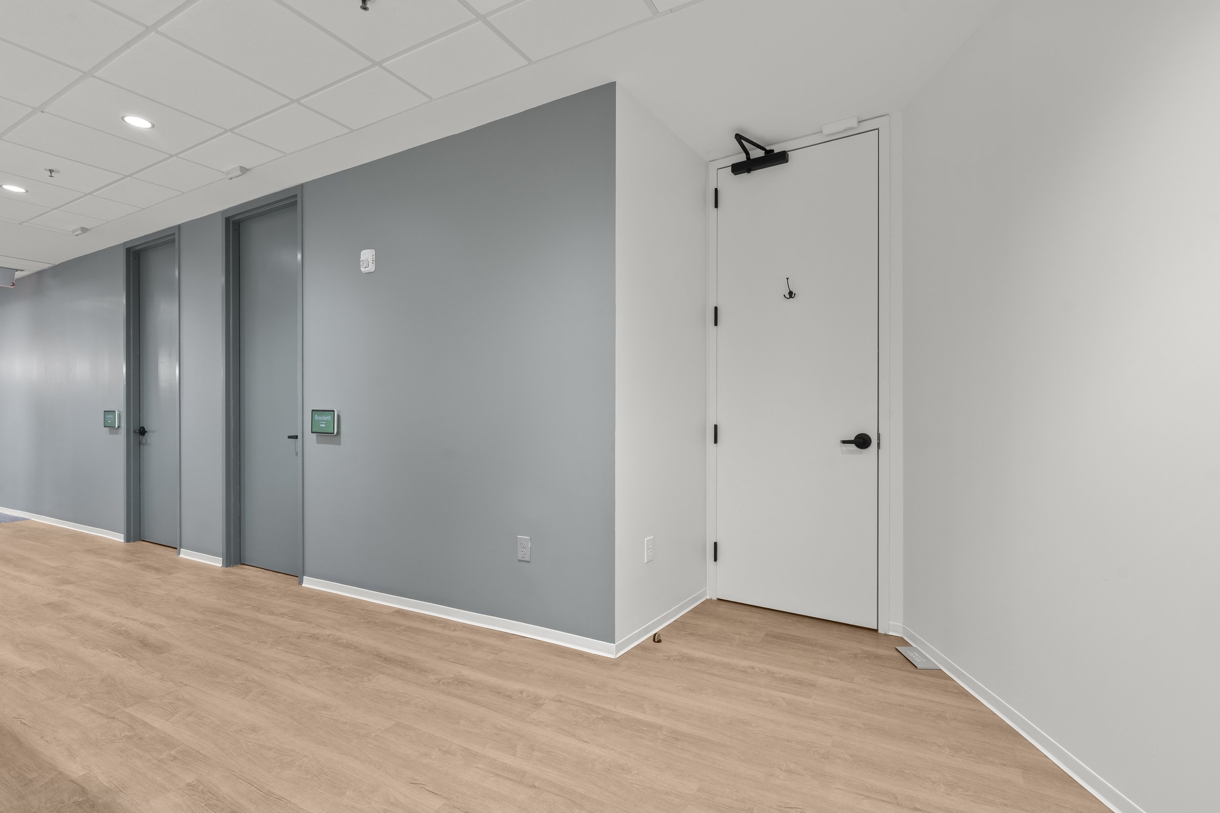08-1978 Lakeside Pkwy 08R.jpg