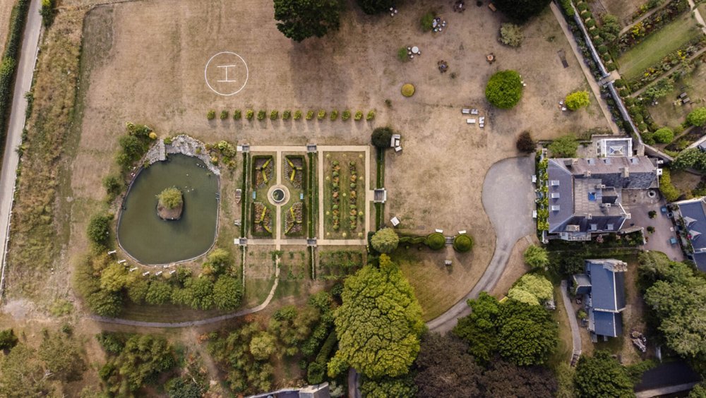 Luxury uk wedding venues with the way to bloom, gileston manor estate.jpeg