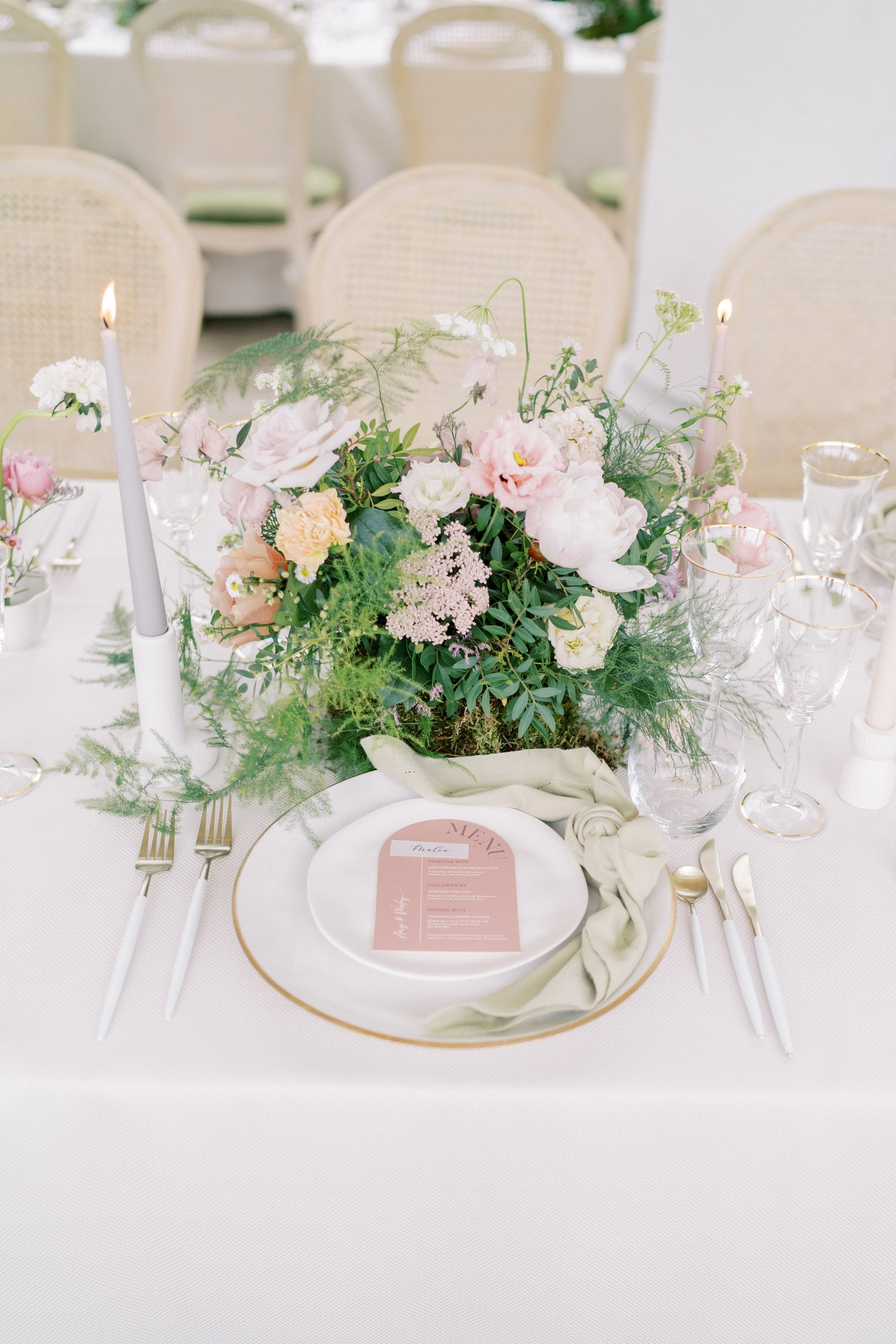 romantic-wedding-design-the-way-to-bloom-avington-park.jpg