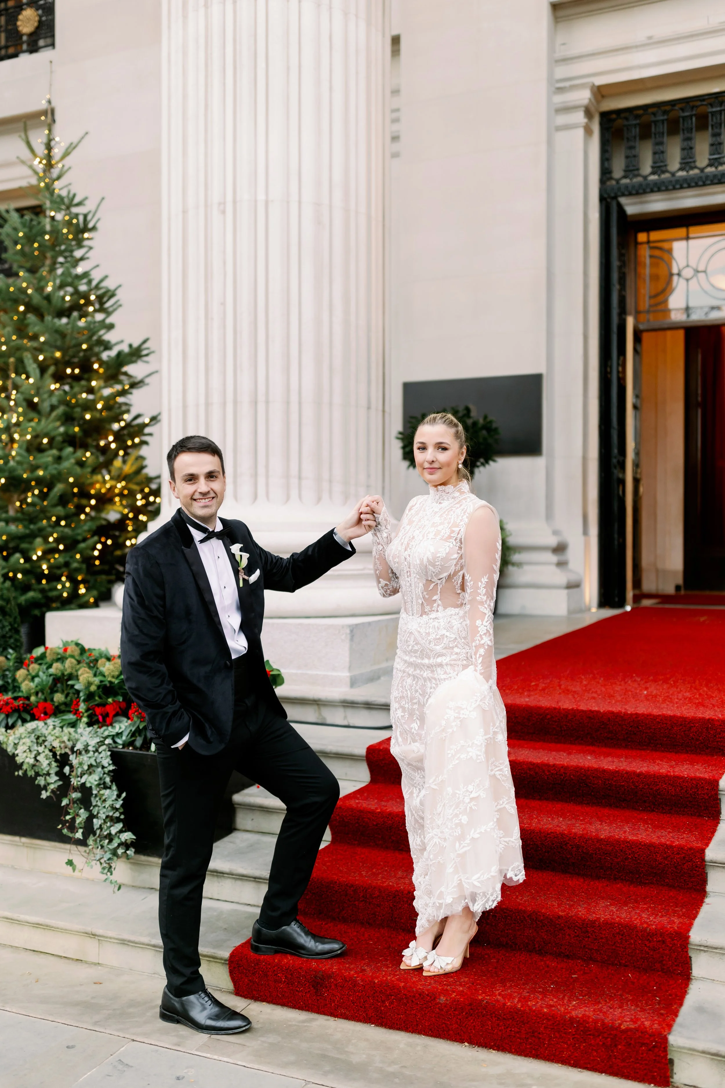 four-seasons-london-christmas-engagement-shoot-floral-design.jpg