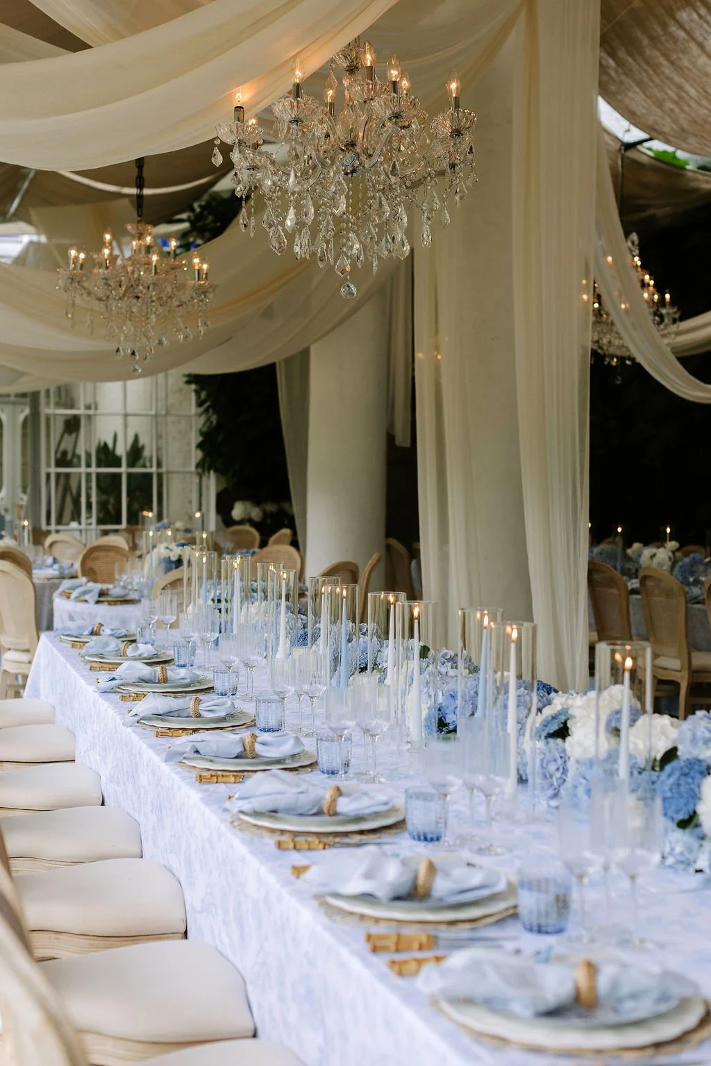 blue-and-white-wedding-design-inspo-2026-weddings.jpg