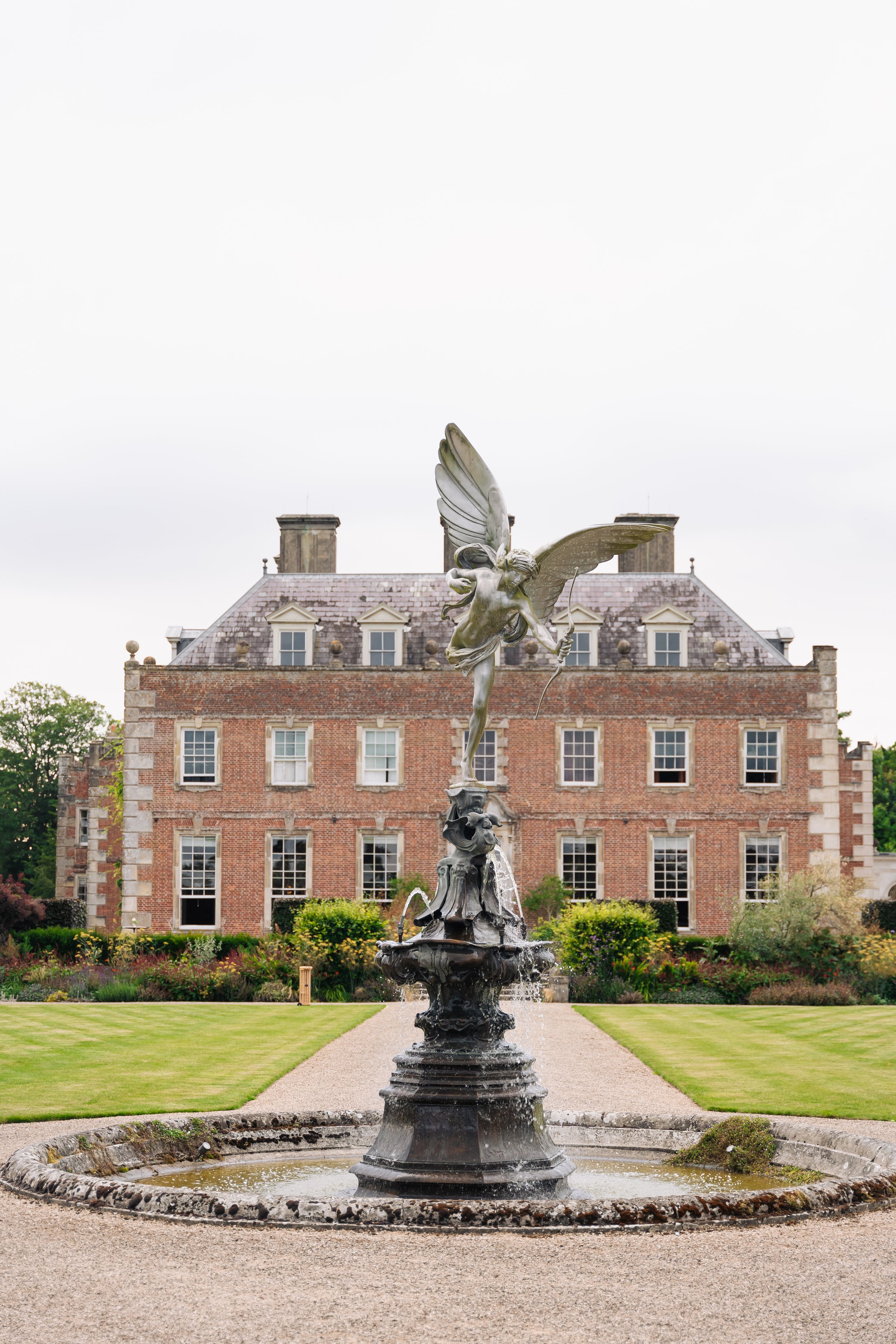 luxury-unique-english-wedding-venues-the-way-to-bloom.jpg