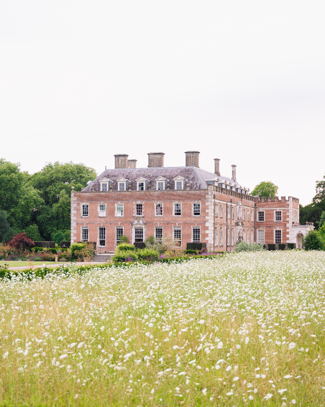 st-giles-house-unique-wedding-venues-the-way-to-bloom.png