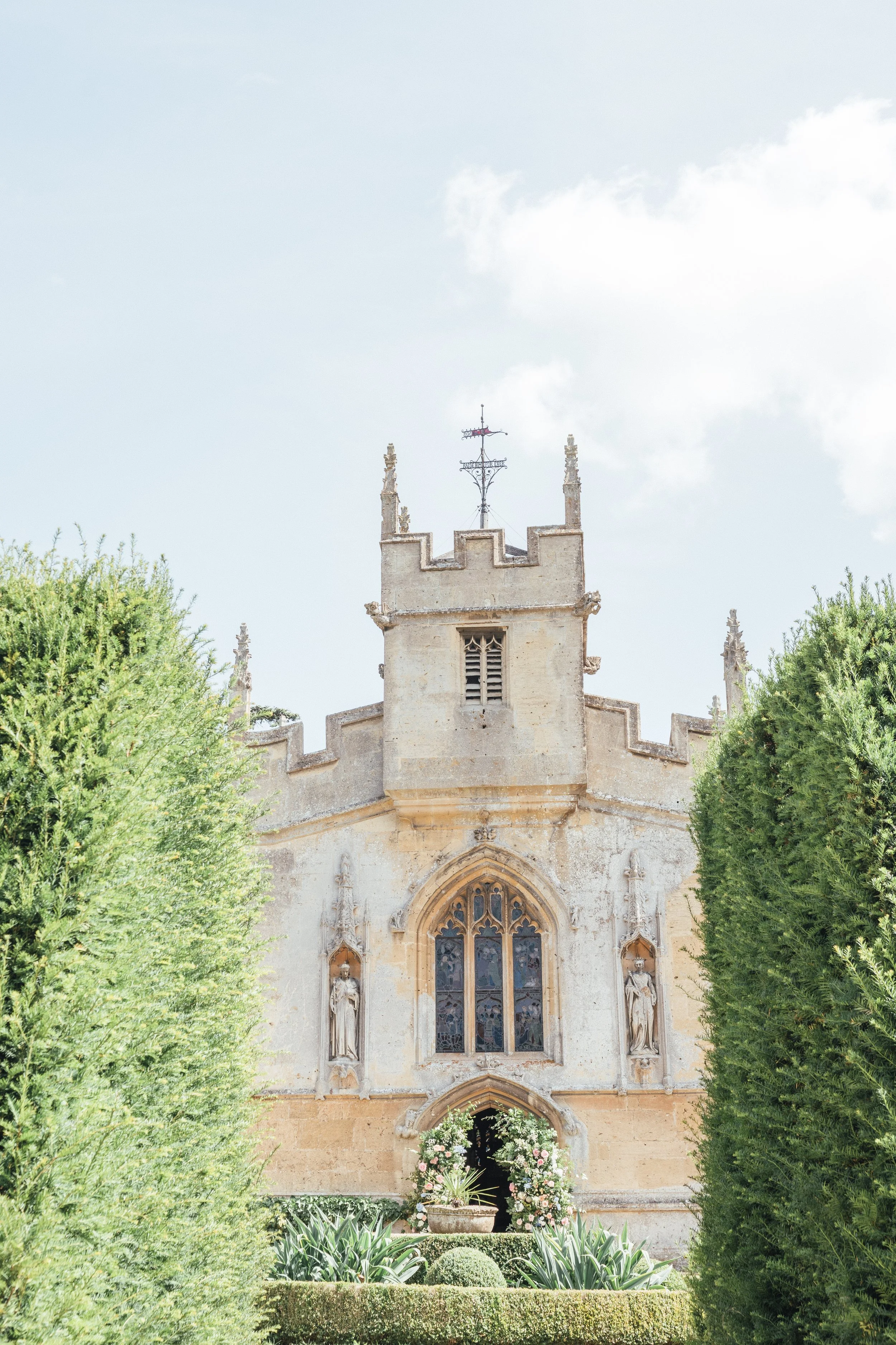 sudeley-castle-wedding-venue-english-wedding-castle.jpg
