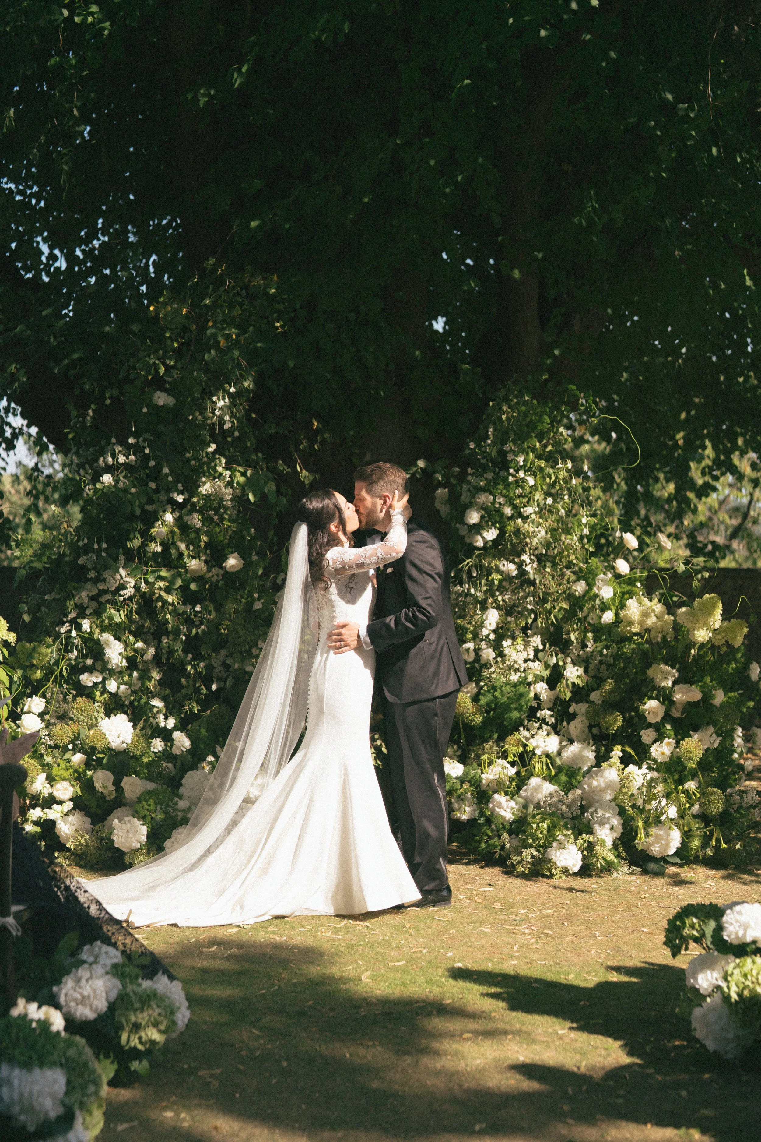 outdoor-wedding-ceremony-arch-green-and-white-colours.jpg