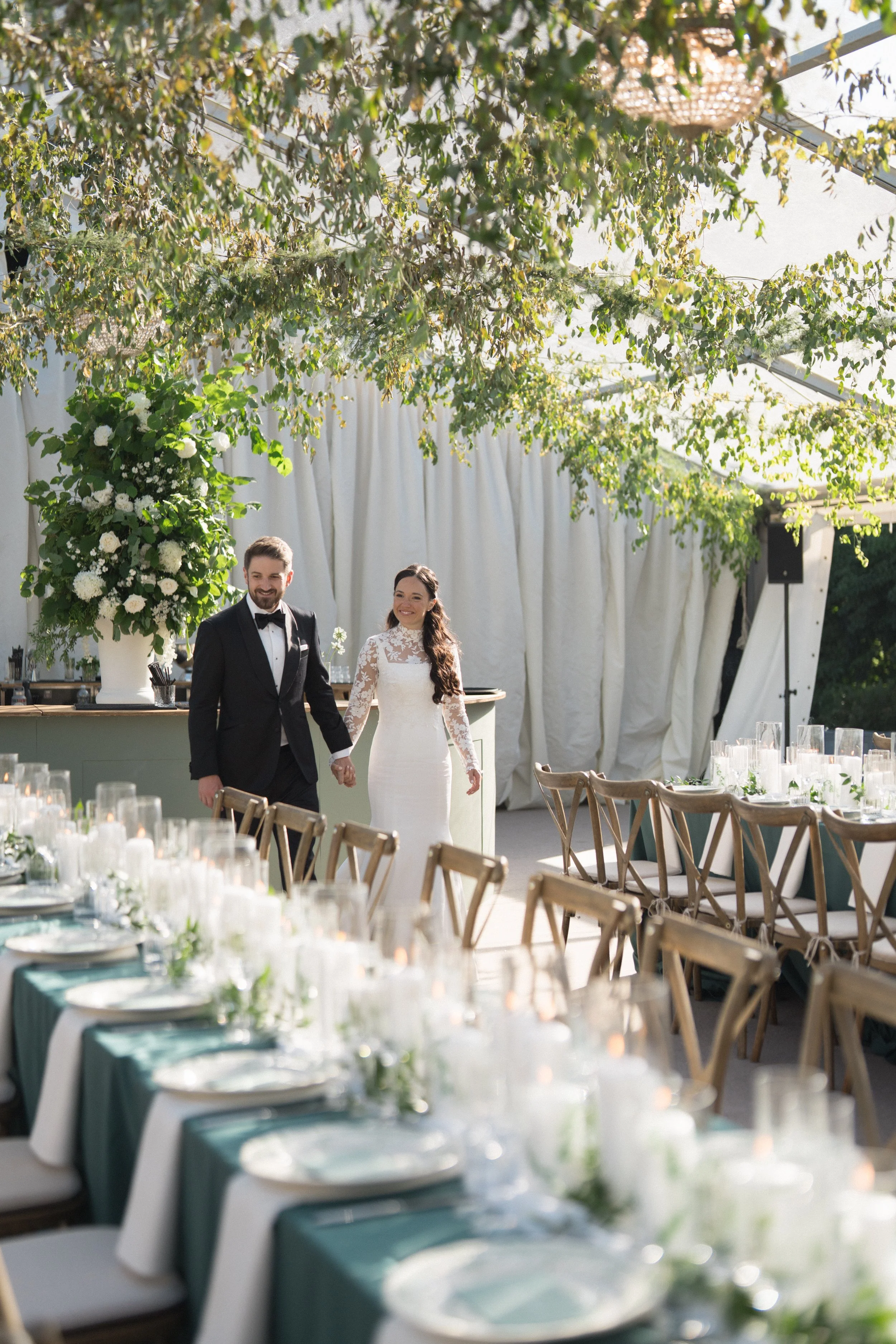english-wedding-marquee-design-greenery.jpg