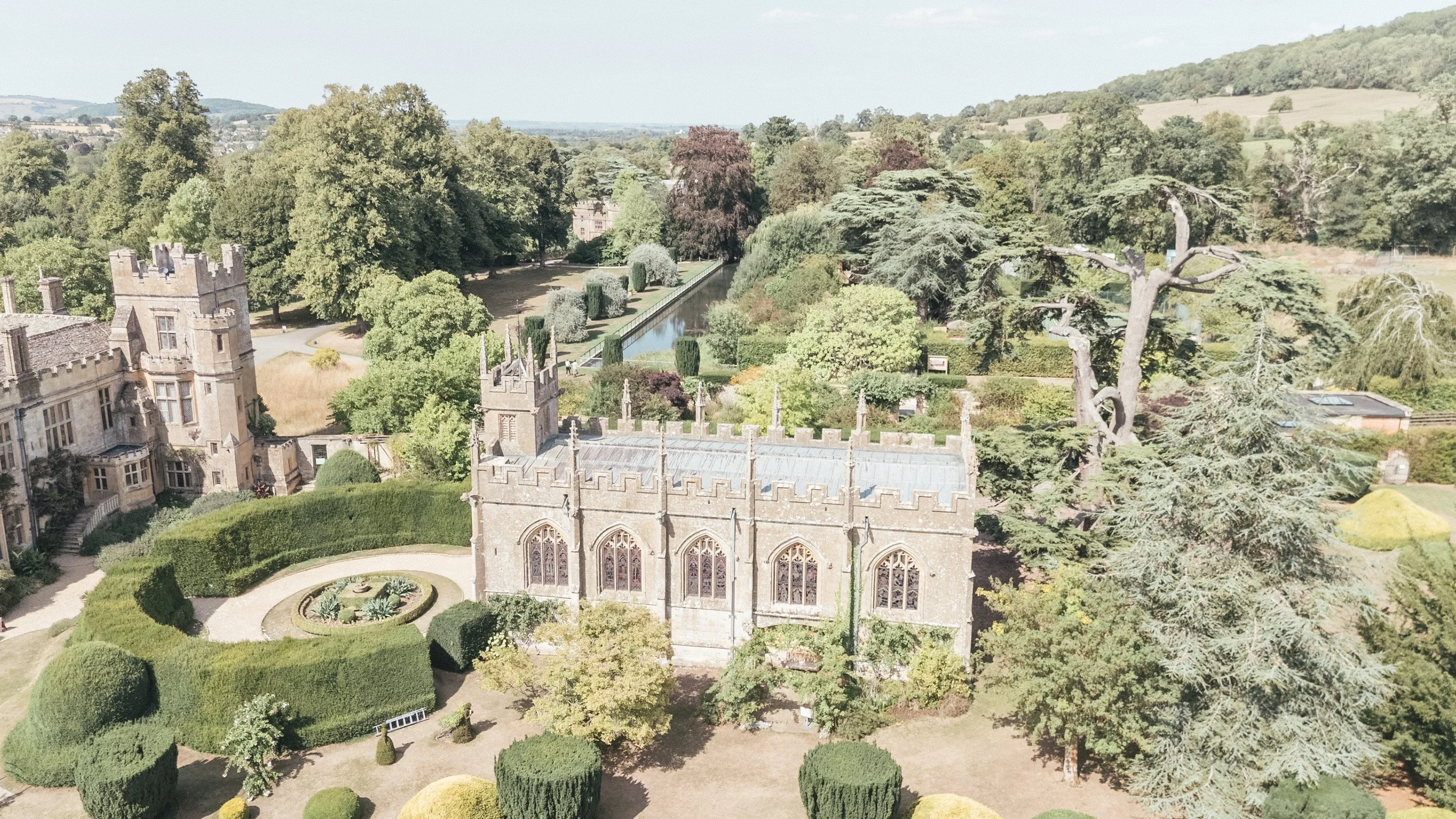 luxury-wedding-venue-cotswolds.jpg