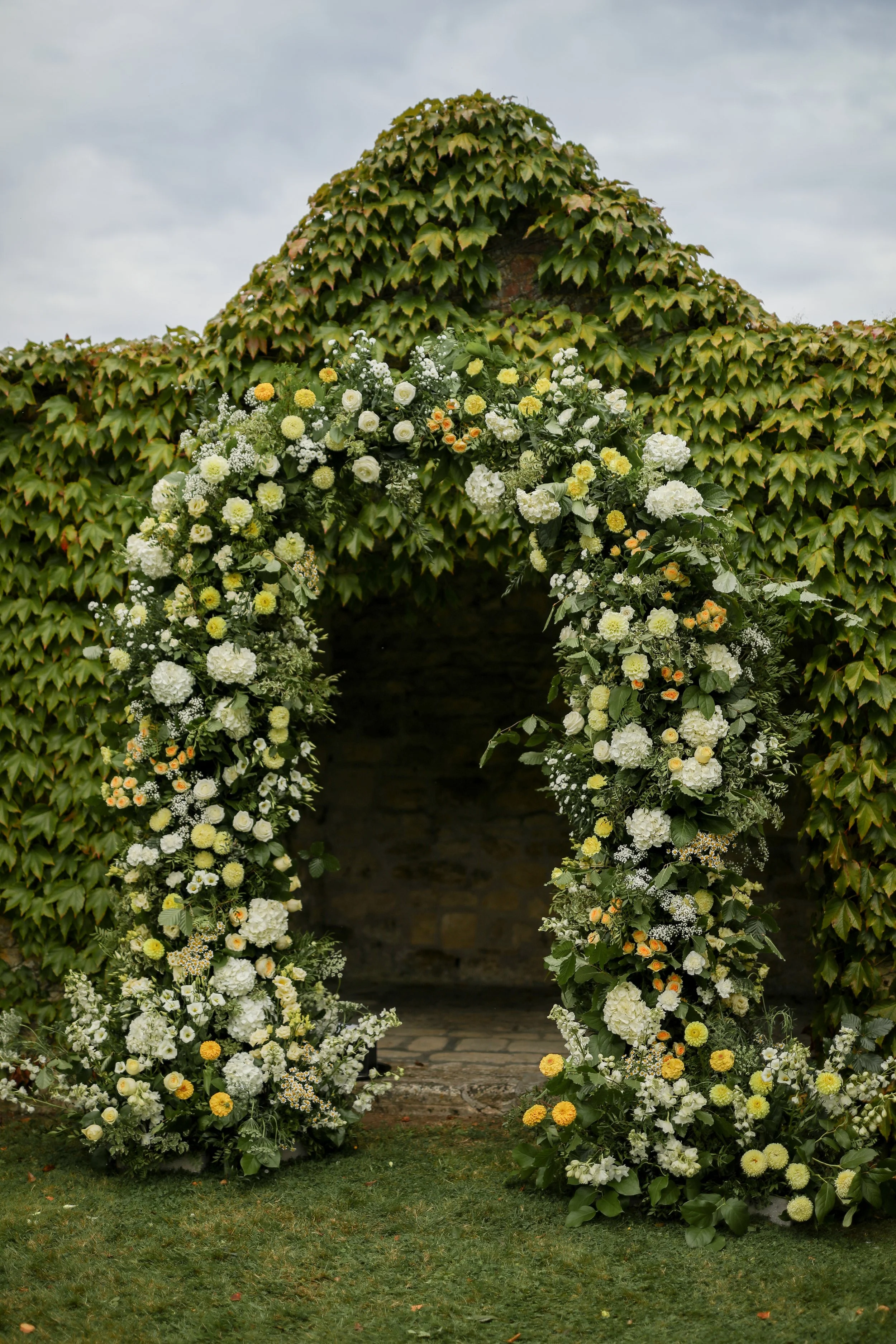full-wedding-arch-arrangement-the-way-to-bloom-uk-wedding-florist.jpg