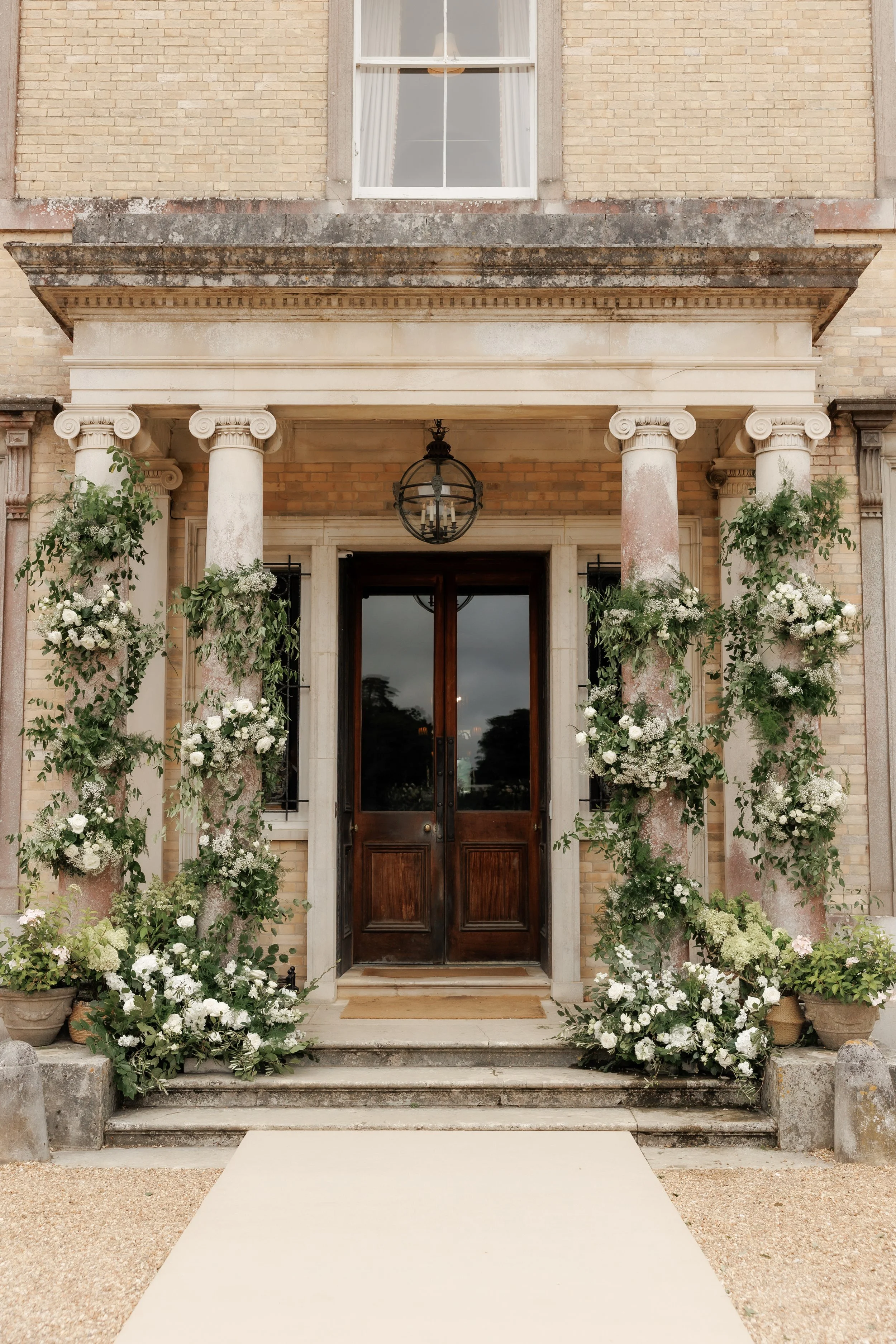 wedding-floral-design-somerley-house-the-way-to-bloom.jpeg